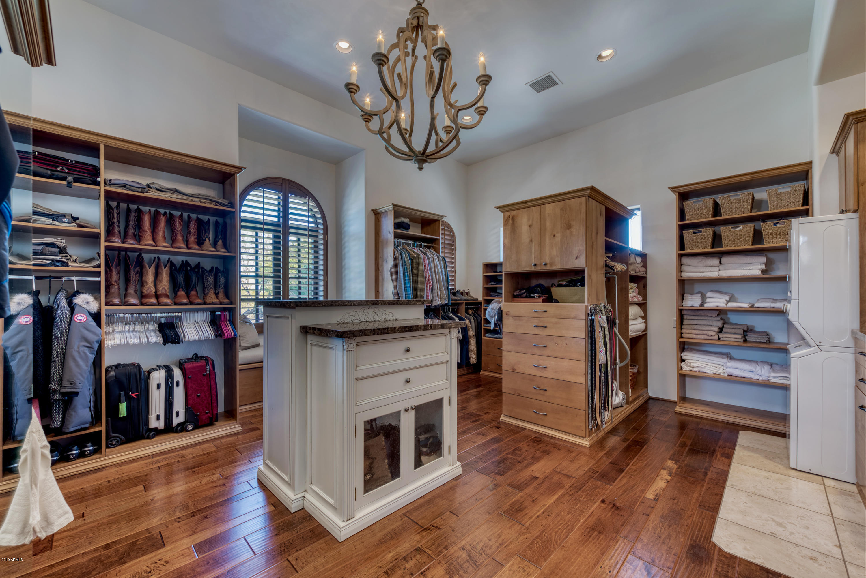 GROSSE POINTE HIGHLANDS - Residential