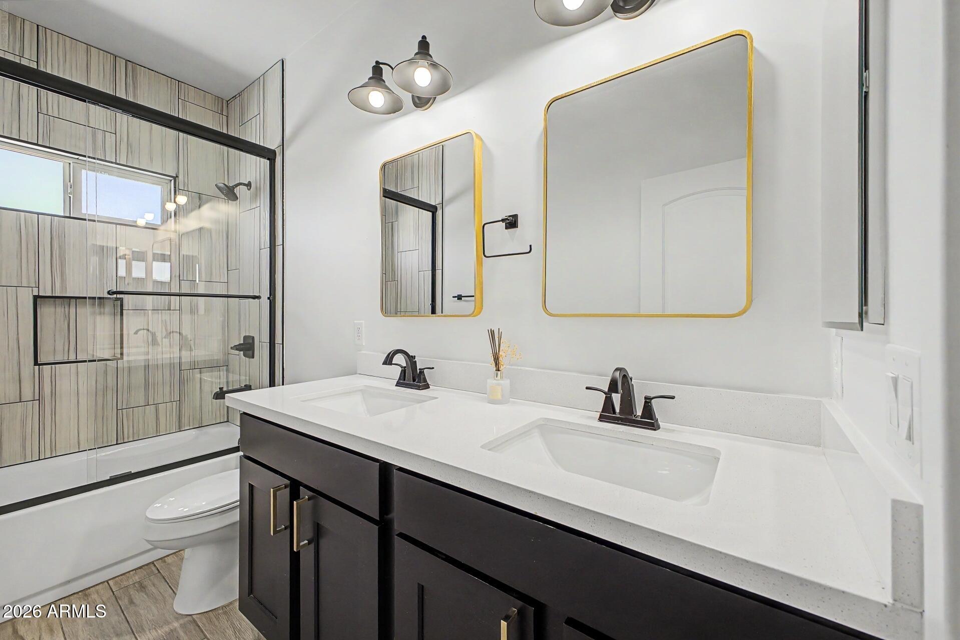 DESERT VISTA UNIT NO 6 - Residential