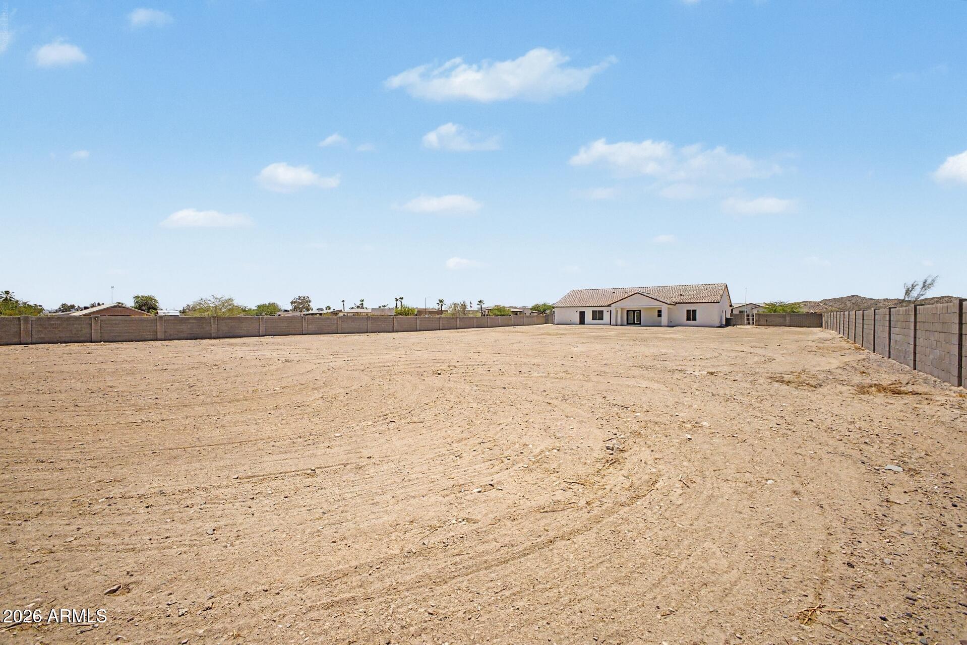 DESERT VISTA UNIT NO 6 - Residential