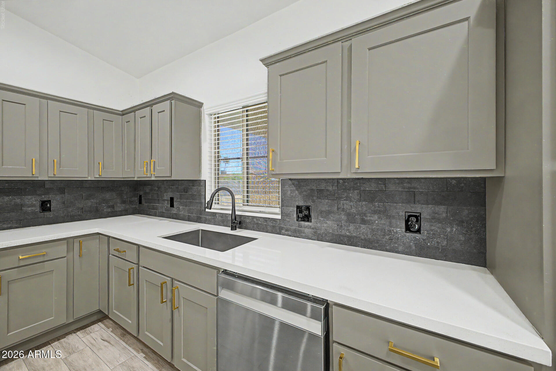 DESERT VISTA UNIT NO 6 - Residential
