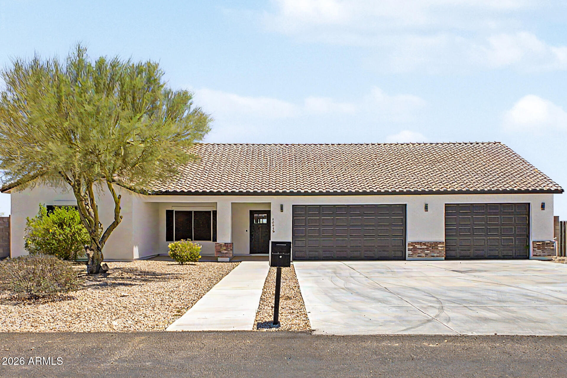 DESERT VISTA UNIT NO 6 - Residential