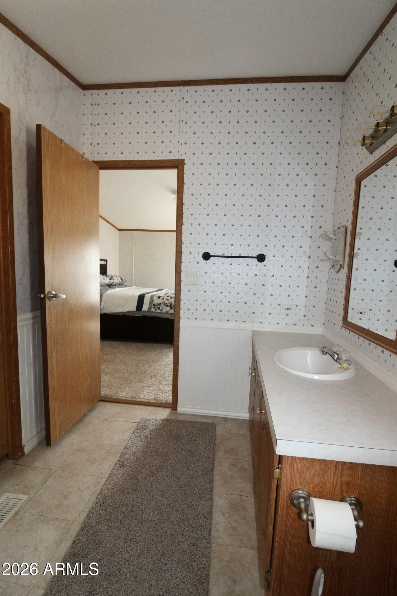 Globe - Residential