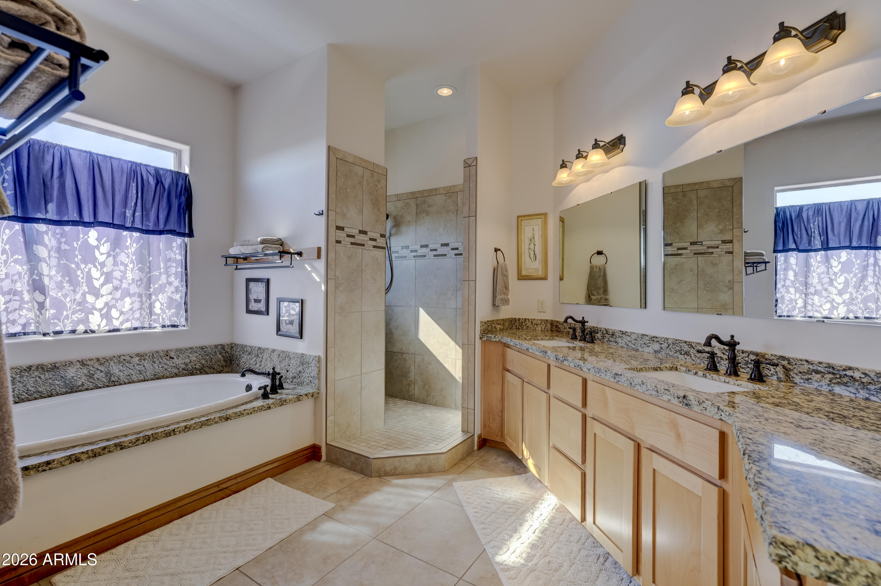 WILLIAMSON VALLEY RANCH - Residential