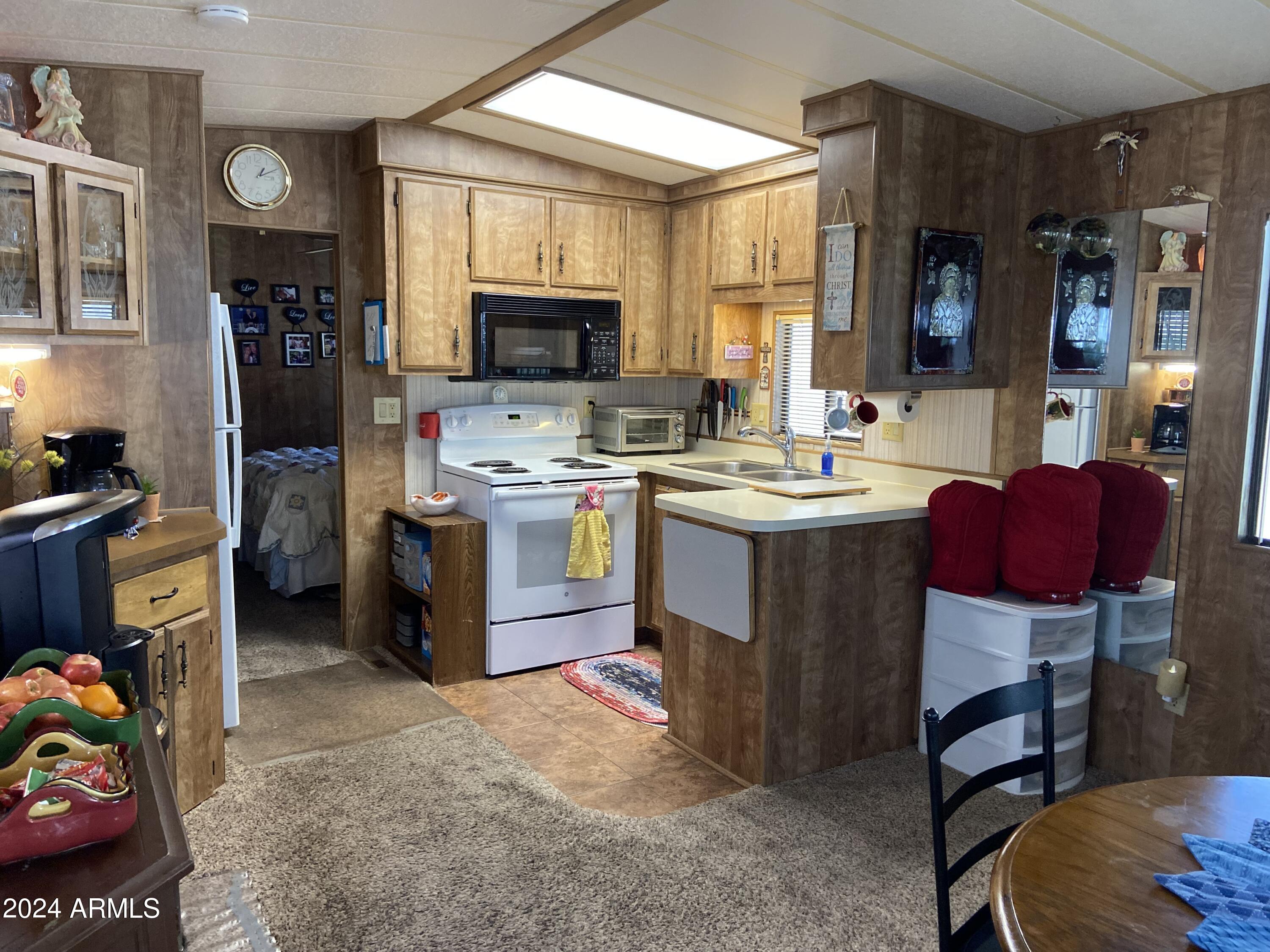 ROADHAVEN RESORT OF APACHE JUNCTION - Land