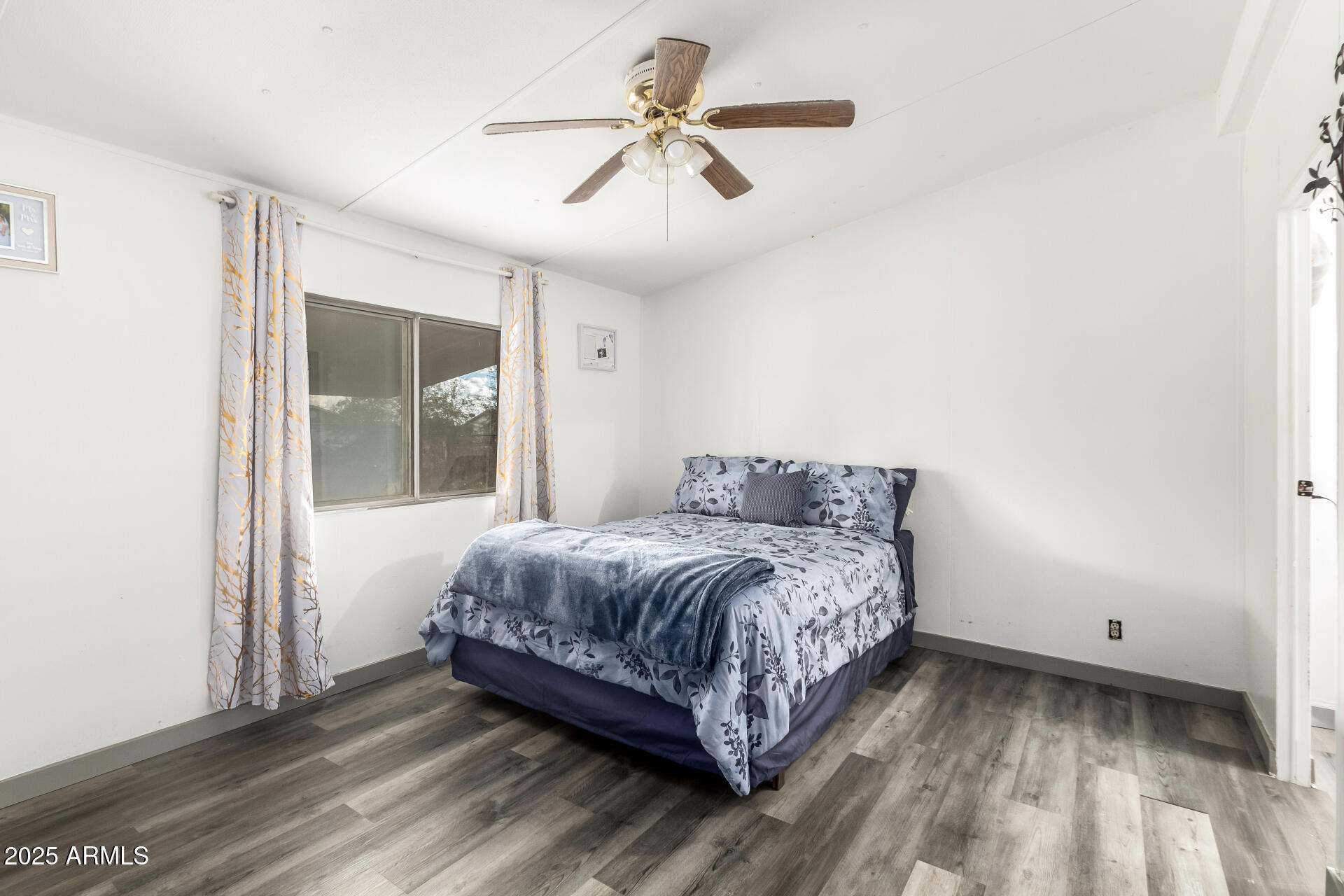 CABALLO ESTATES - Residential
