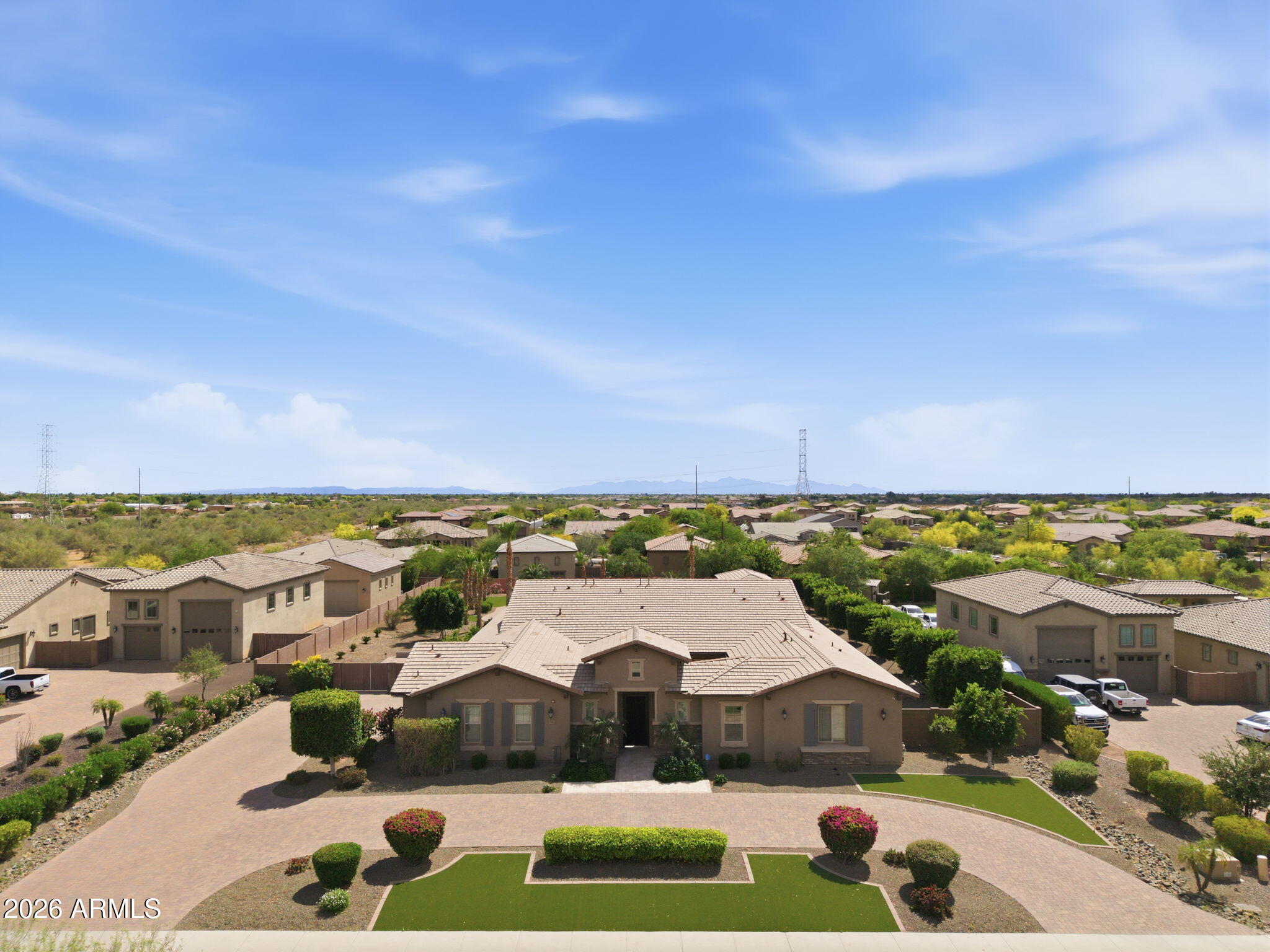 CABALLOS DEL RIO - Residential