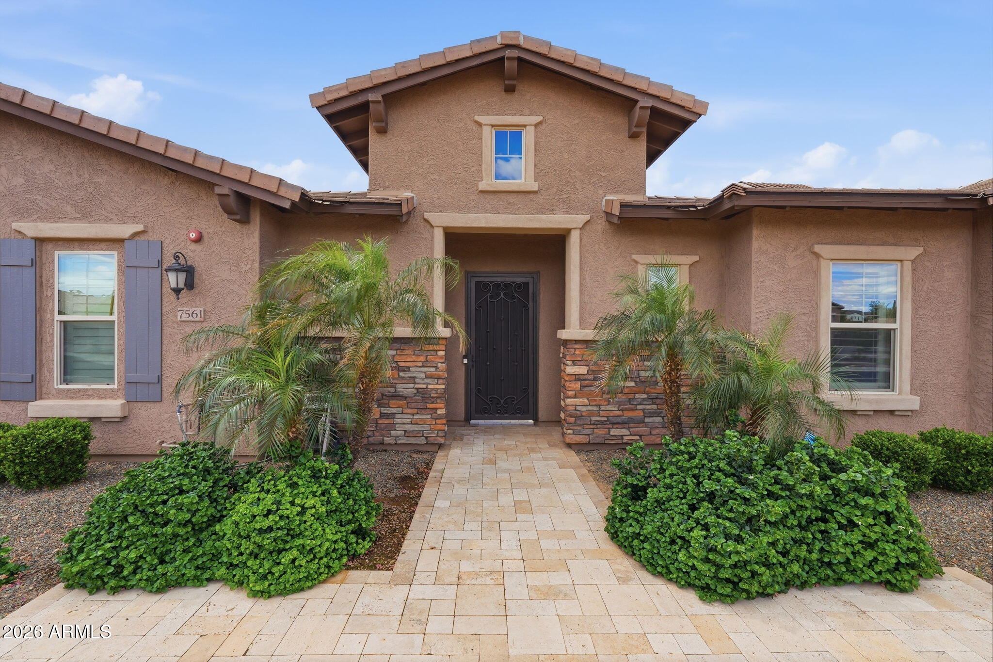 CABALLOS DEL RIO - Residential