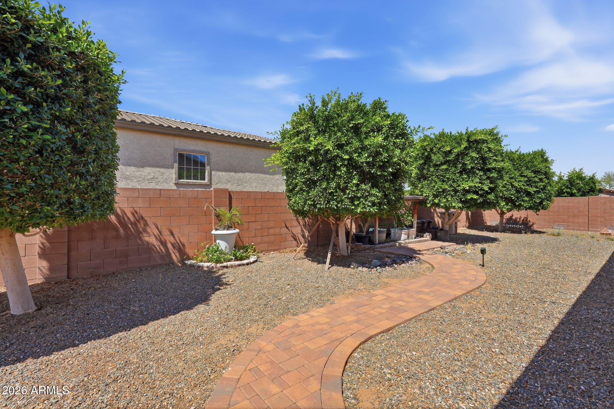 CABALLOS DEL RIO - Residential