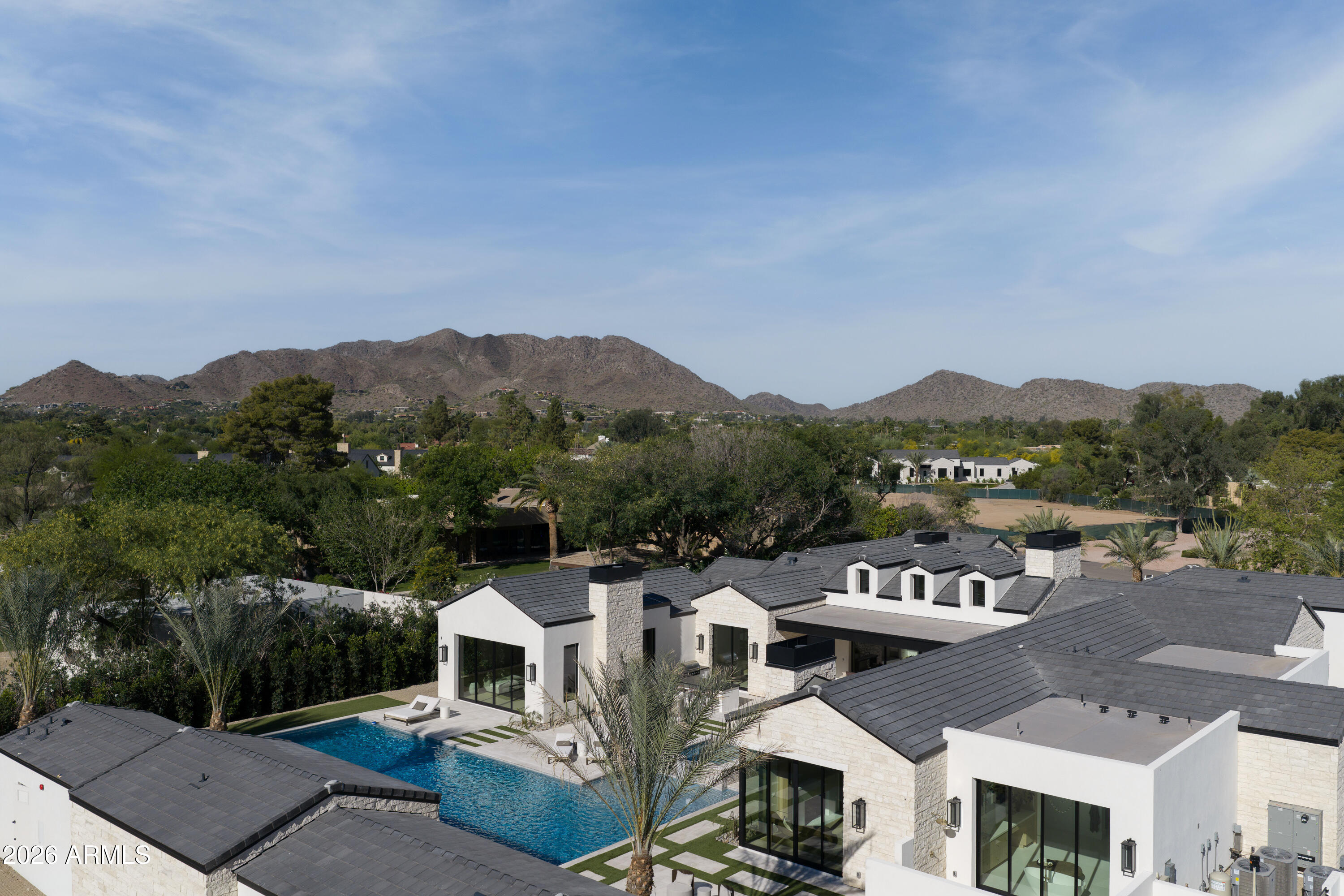 VISTA MONTANA - Residential