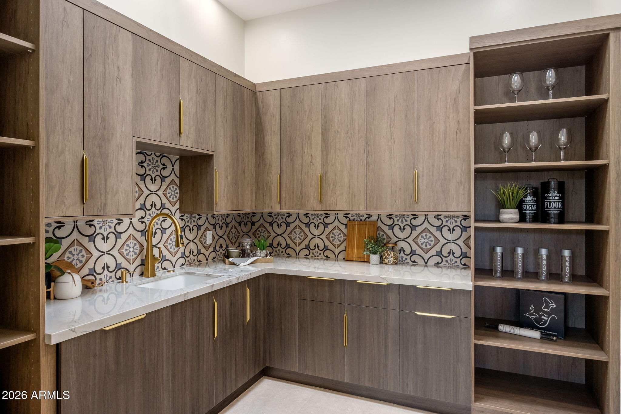 CHENEY ESTATES LOT 1-72 TR A-C D1 D2 EF - Residential