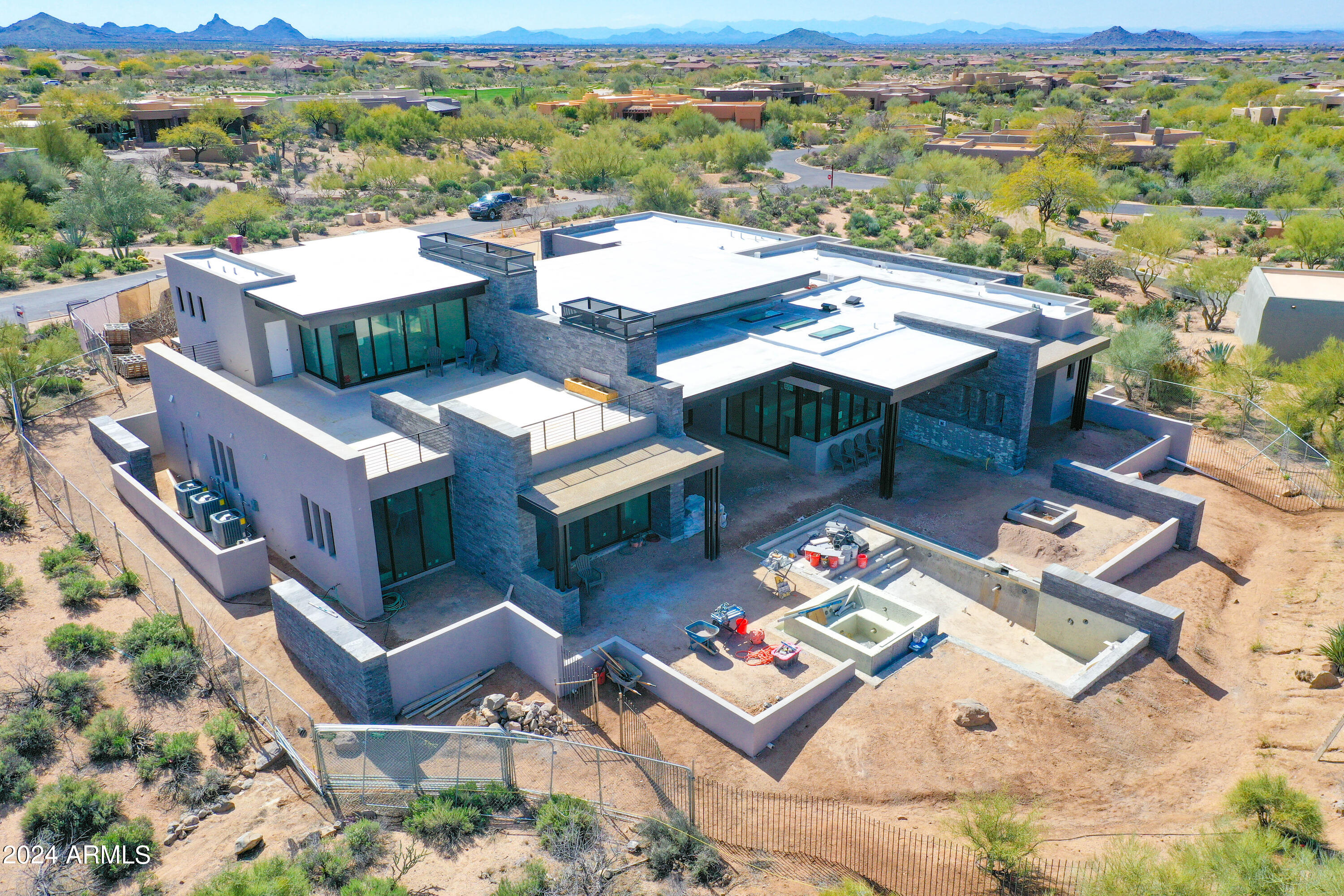 DESERT MOUNTAIN PHASE 1 UNIT 2 LOT 206-335 TR A - Residential