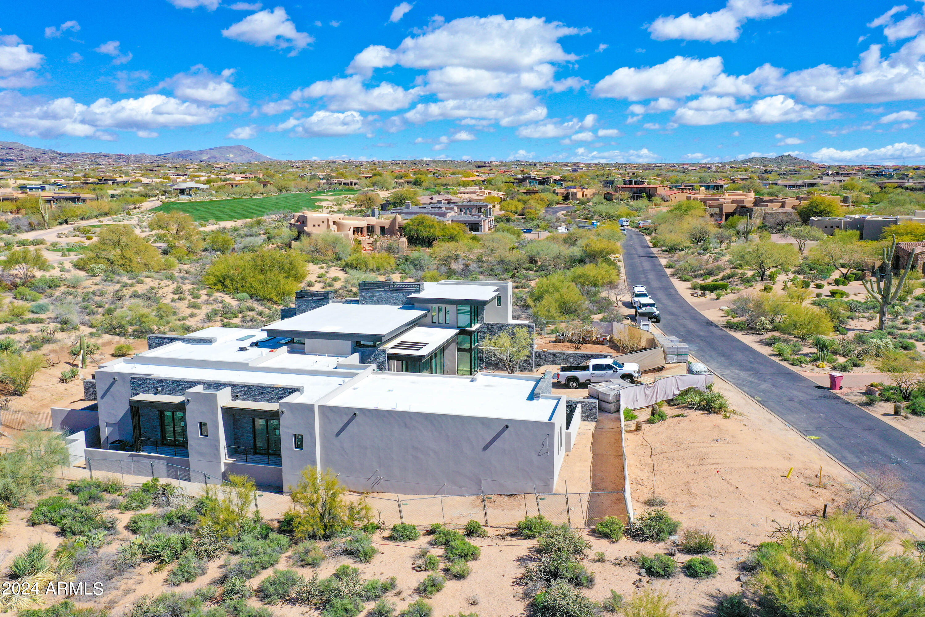 DESERT MOUNTAIN PHASE 1 UNIT 2 LOT 206-335 TR A - Residential