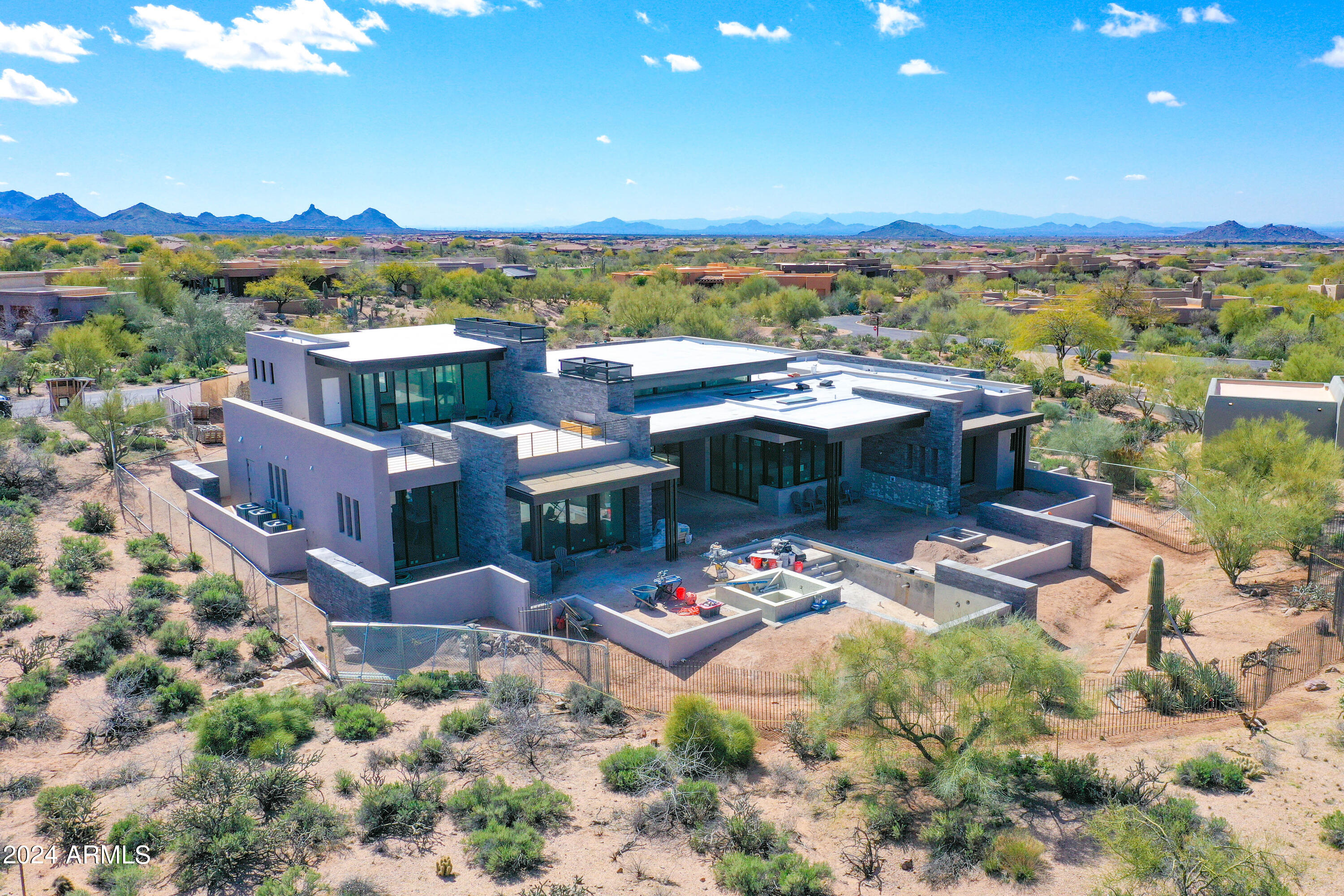 DESERT MOUNTAIN PHASE 1 UNIT 2 LOT 206-335 TR A - Residential
