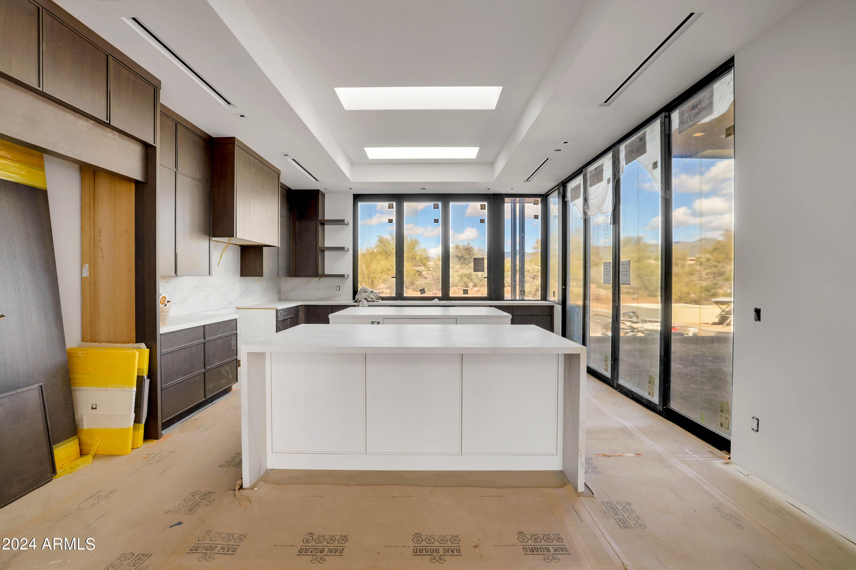 DESERT MOUNTAIN PHASE 1 UNIT 2 LOT 206-335 TR A - Residential