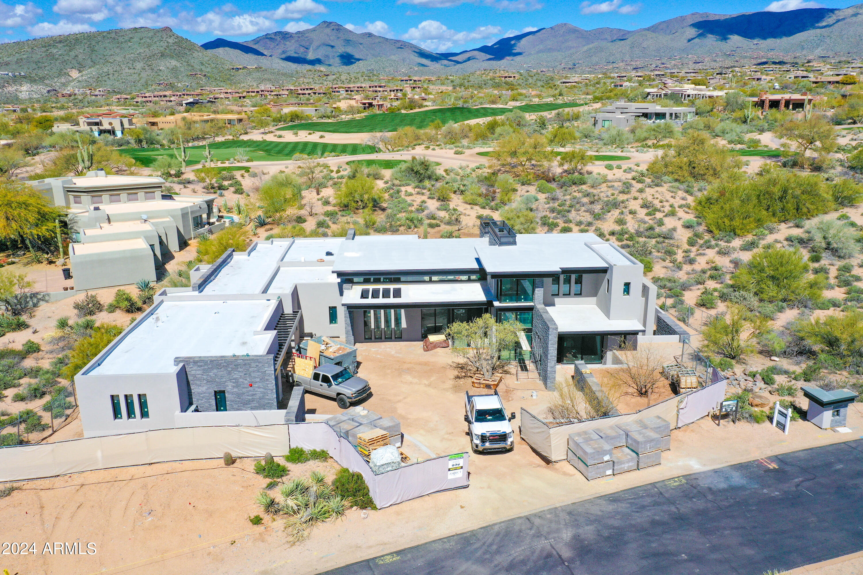 DESERT MOUNTAIN PHASE 1 UNIT 2 LOT 206-335 TR A - Residential