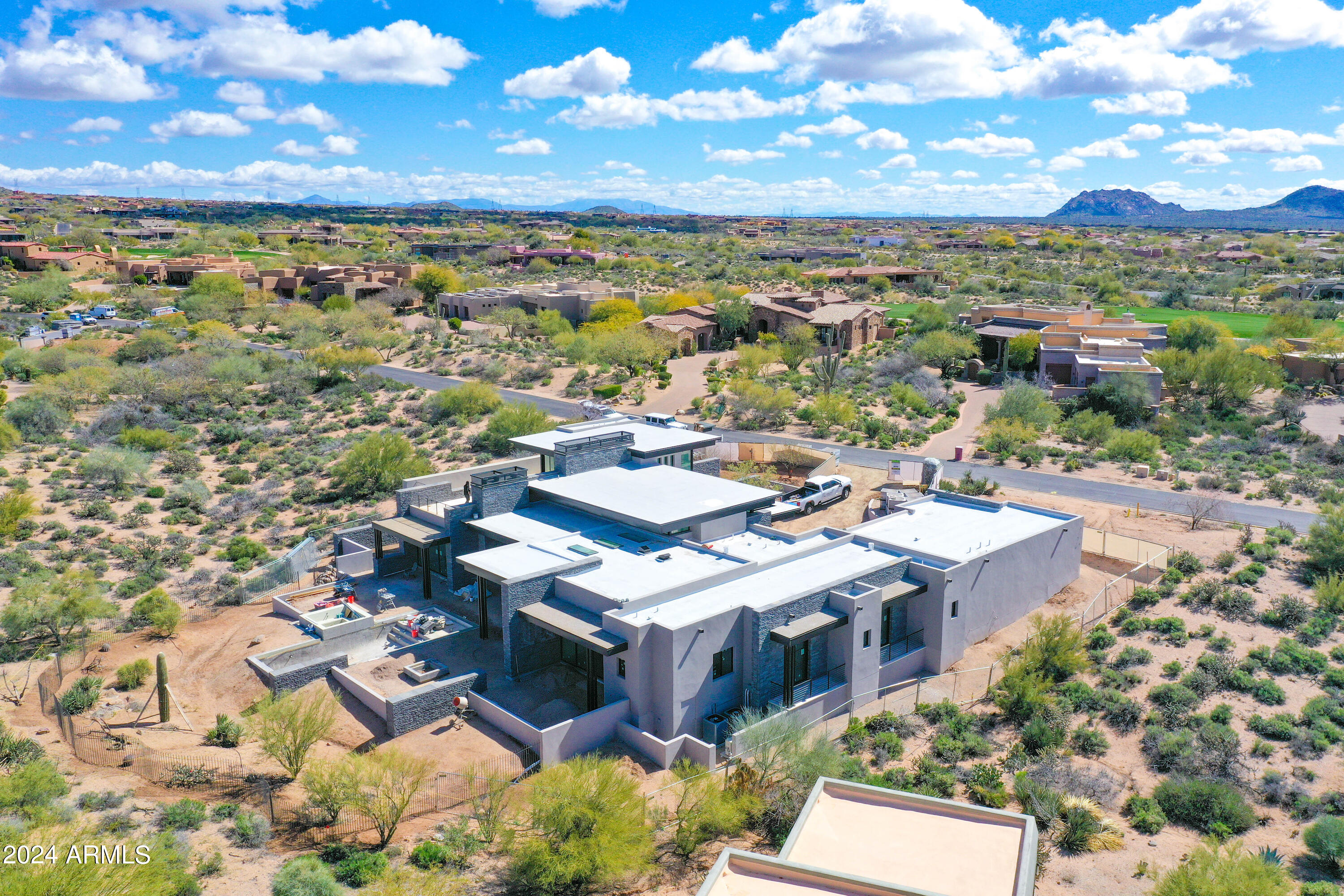 DESERT MOUNTAIN PHASE 1 UNIT 2 LOT 206-335 TR A - Residential