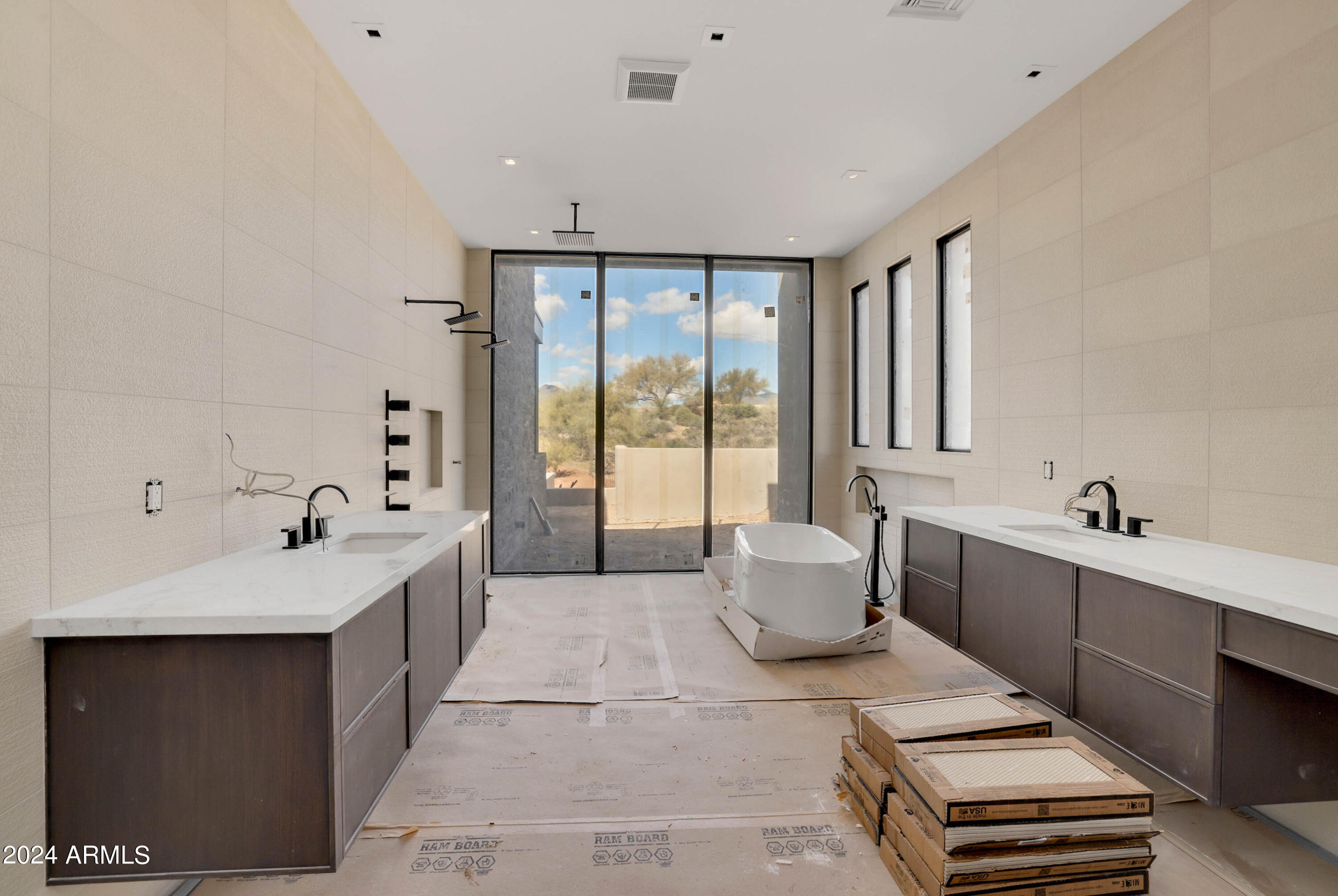 DESERT MOUNTAIN PHASE 1 UNIT 2 LOT 206-335 TR A - Residential