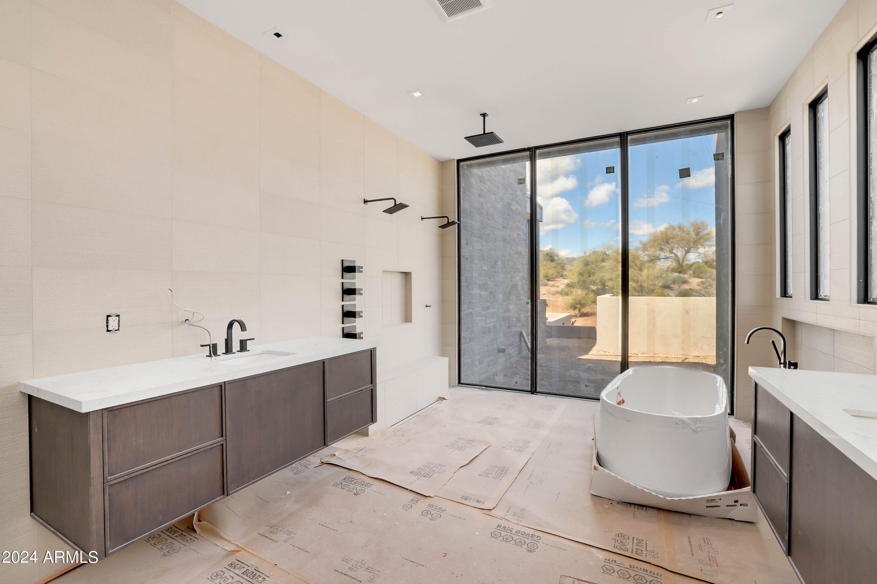 DESERT MOUNTAIN PHASE 1 UNIT 2 LOT 206-335 TR A - Residential