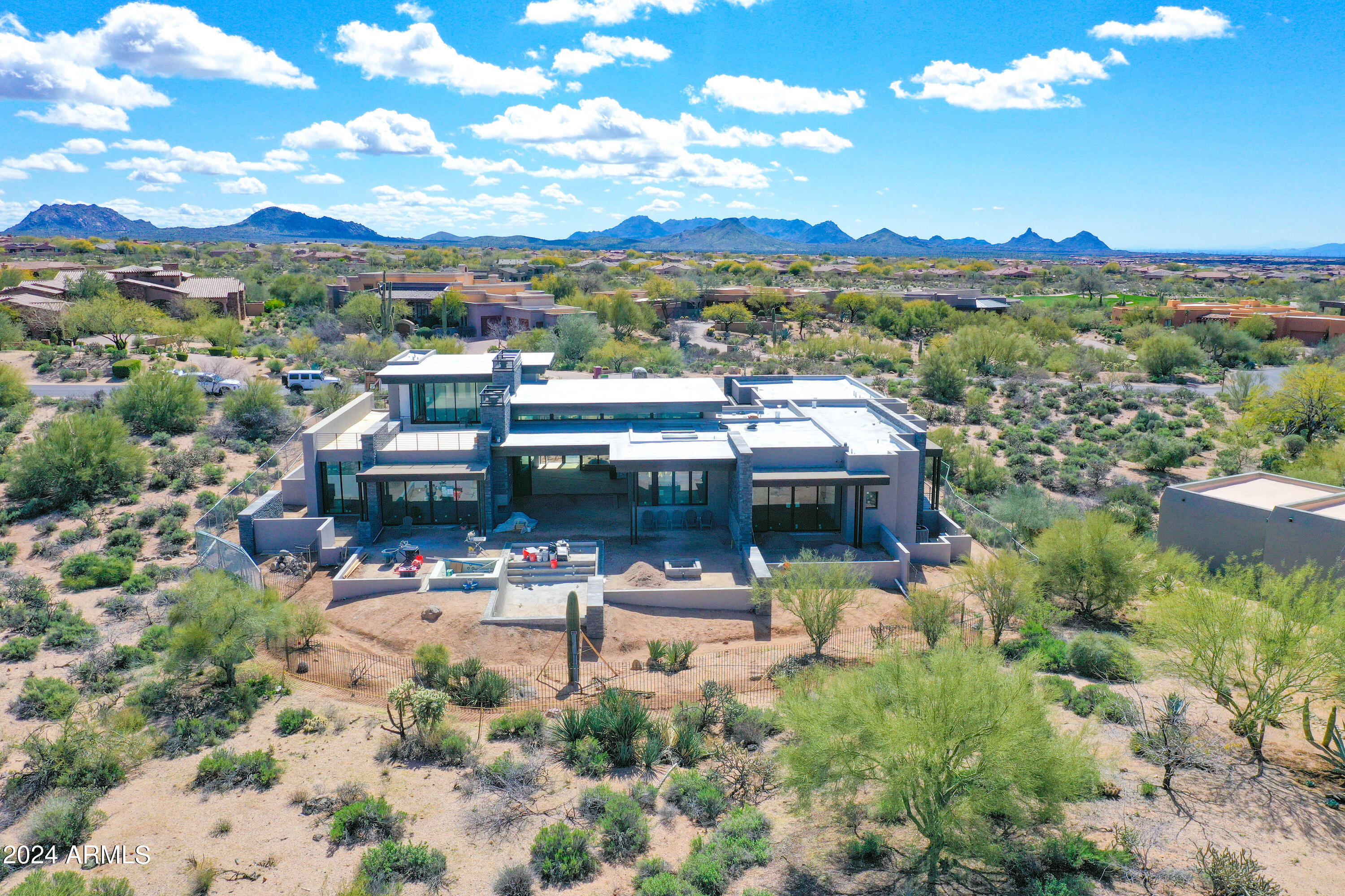DESERT MOUNTAIN PHASE 1 UNIT 2 LOT 206-335 TR A - Residential