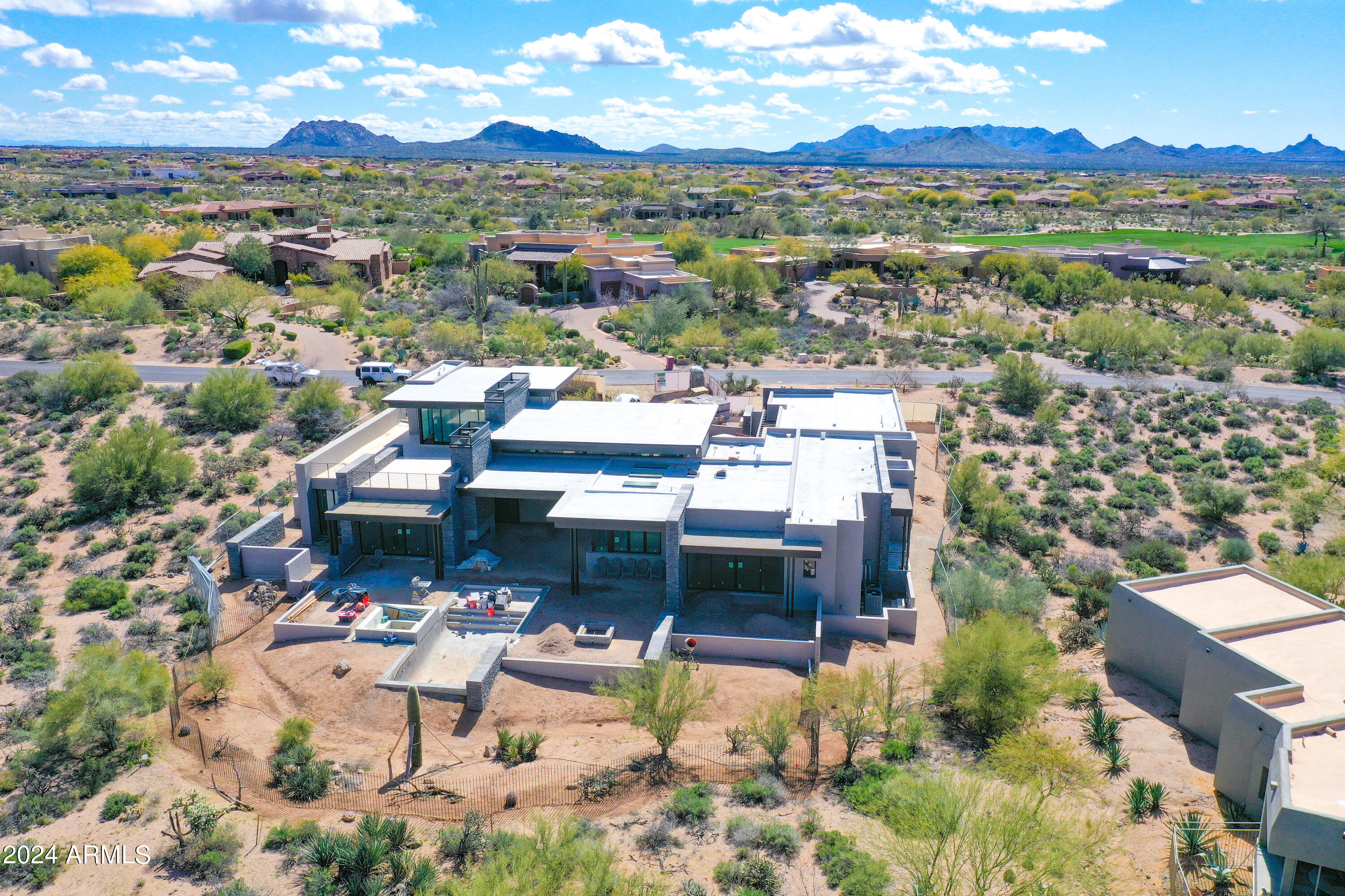 DESERT MOUNTAIN PHASE 1 UNIT 2 LOT 206-335 TR A - Residential
