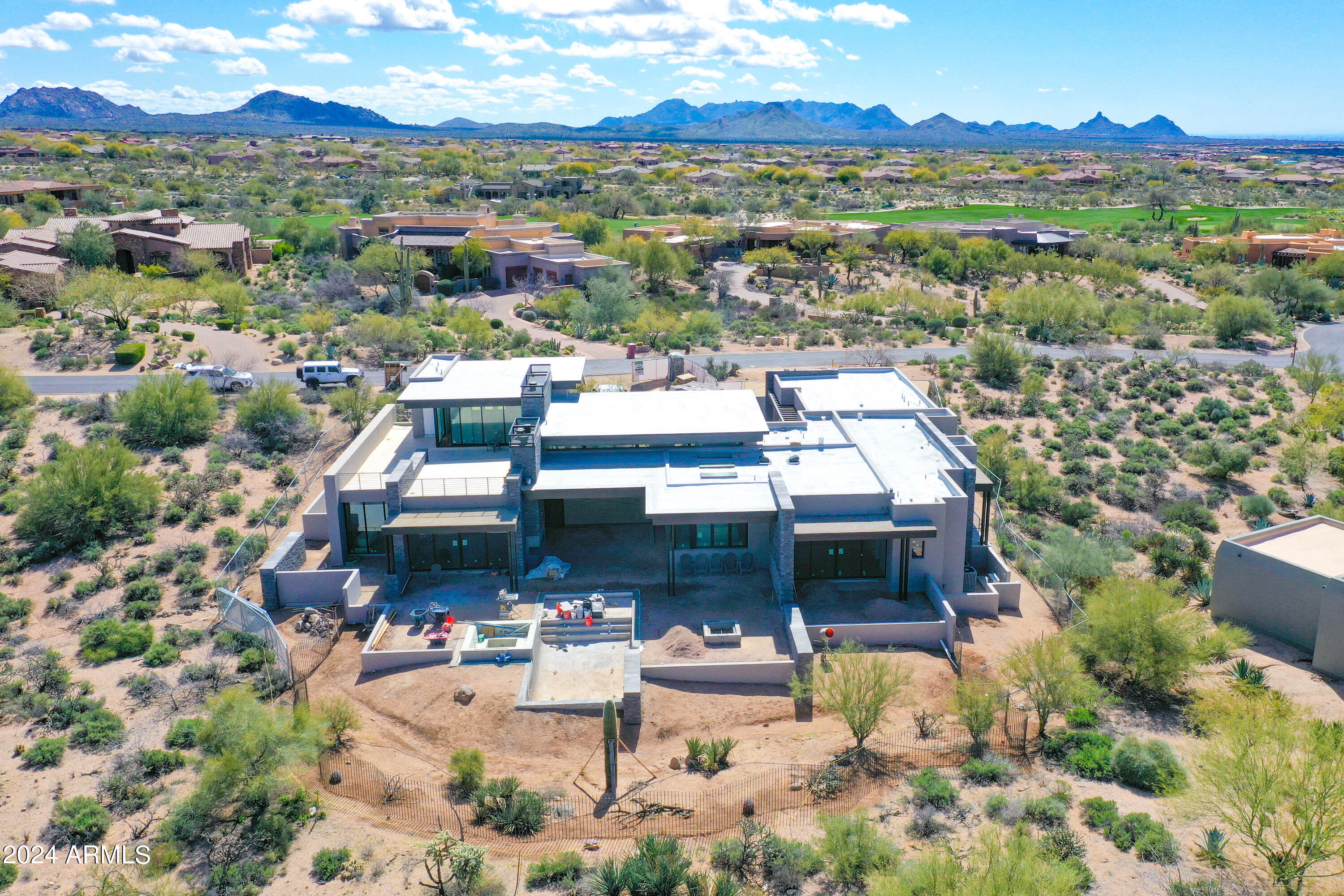 DESERT MOUNTAIN PHASE 1 UNIT 2 LOT 206-335 TR A - Residential