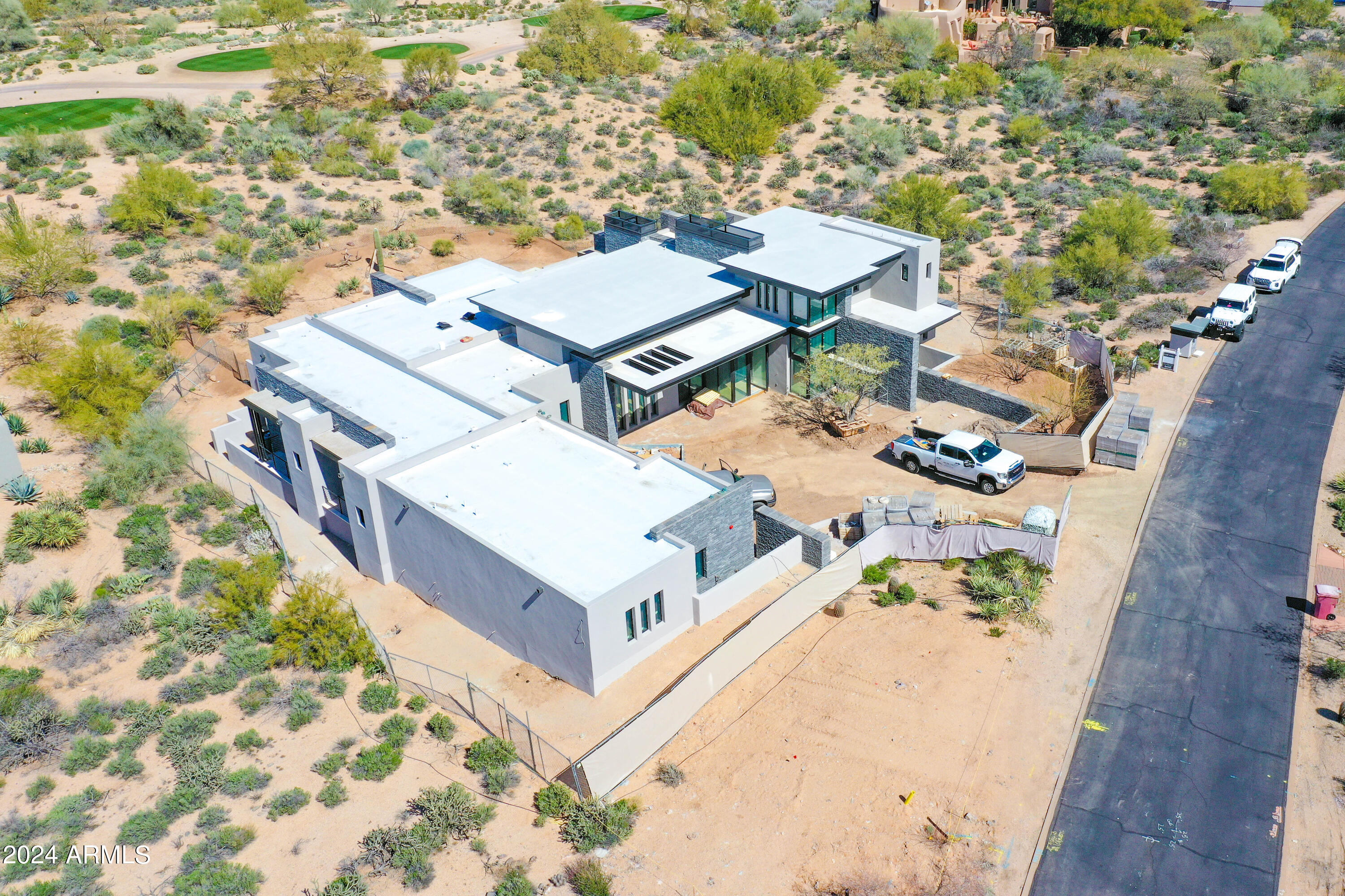 DESERT MOUNTAIN PHASE 1 UNIT 2 LOT 206-335 TR A - Residential