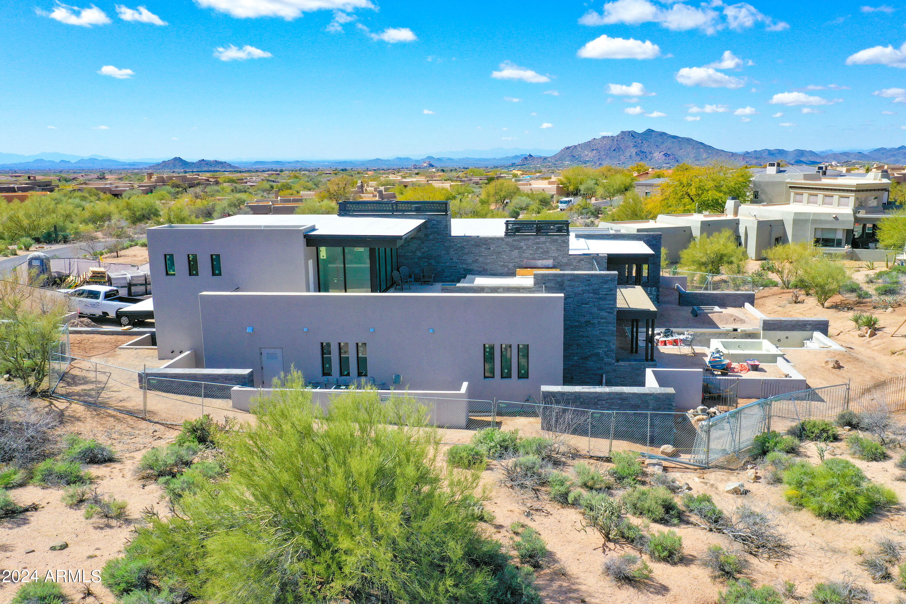 DESERT MOUNTAIN PHASE 1 UNIT 2 LOT 206-335 TR A - Residential
