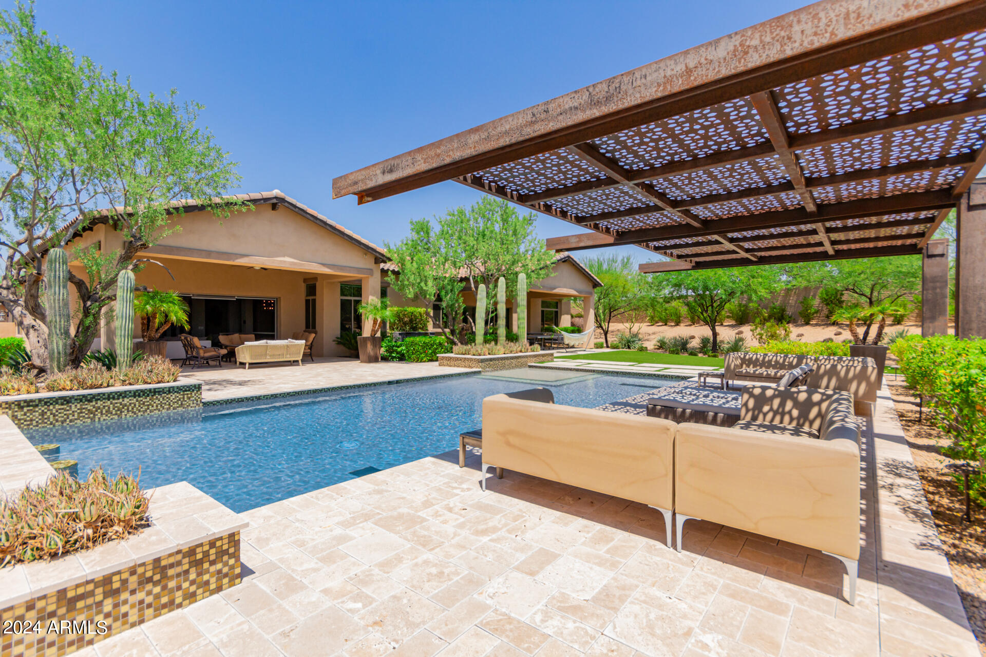 TURQUESA EQUESTRIAN ESTATES - Residential