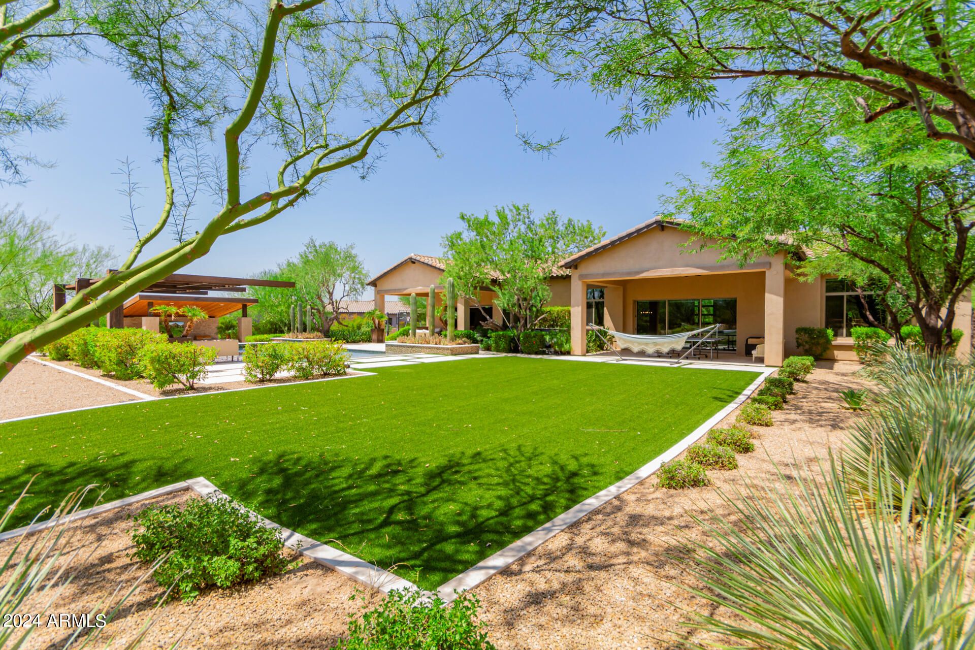TURQUESA EQUESTRIAN ESTATES - Residential