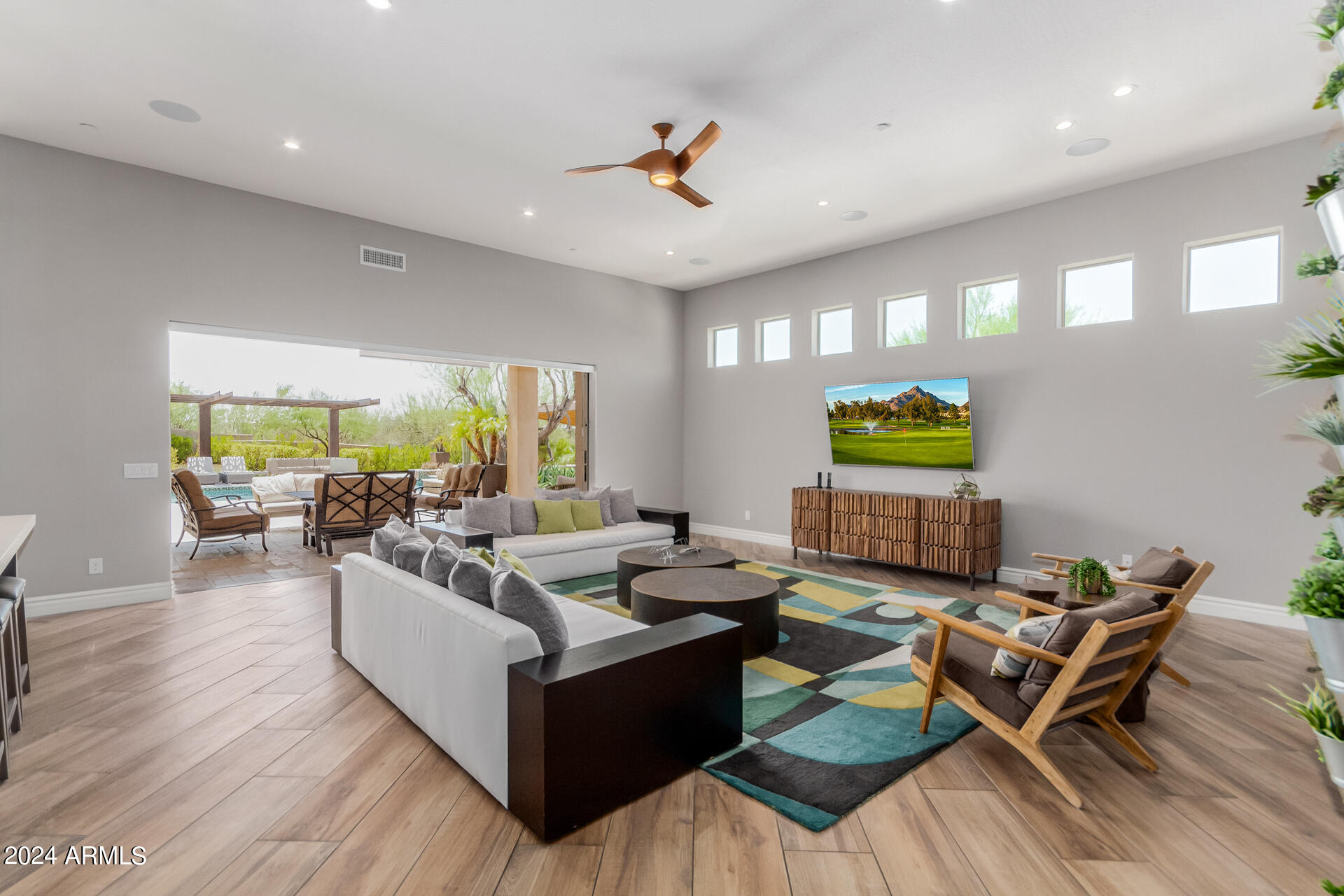 TURQUESA EQUESTRIAN ESTATES - Residential