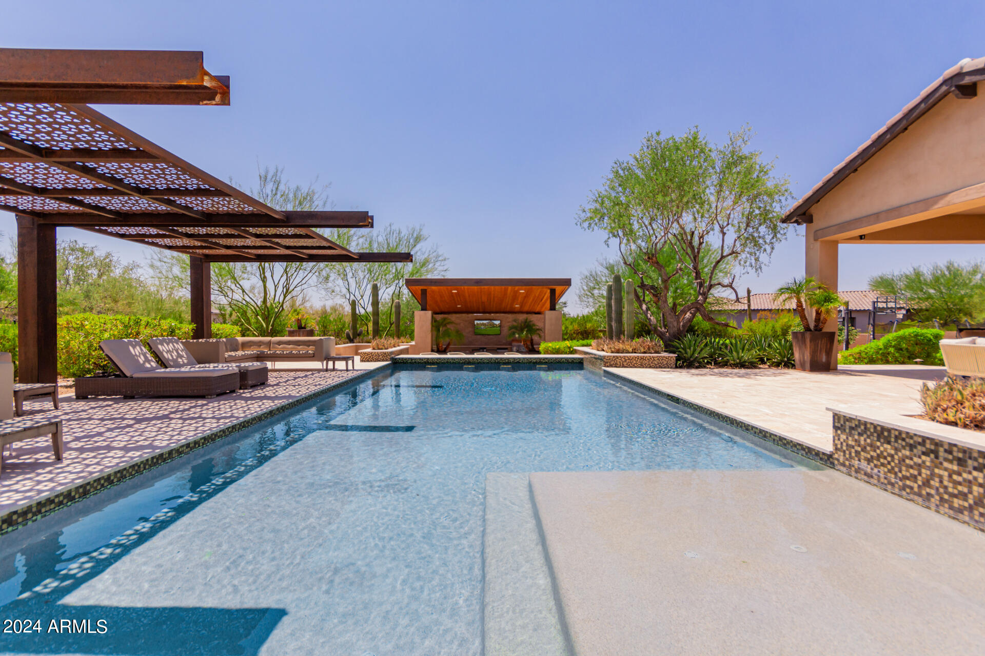 TURQUESA EQUESTRIAN ESTATES - Residential