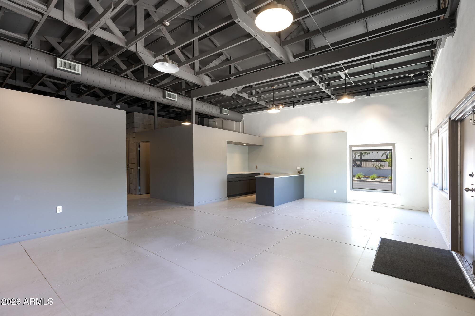 SYNDICATE PLACE - Commercial Sale