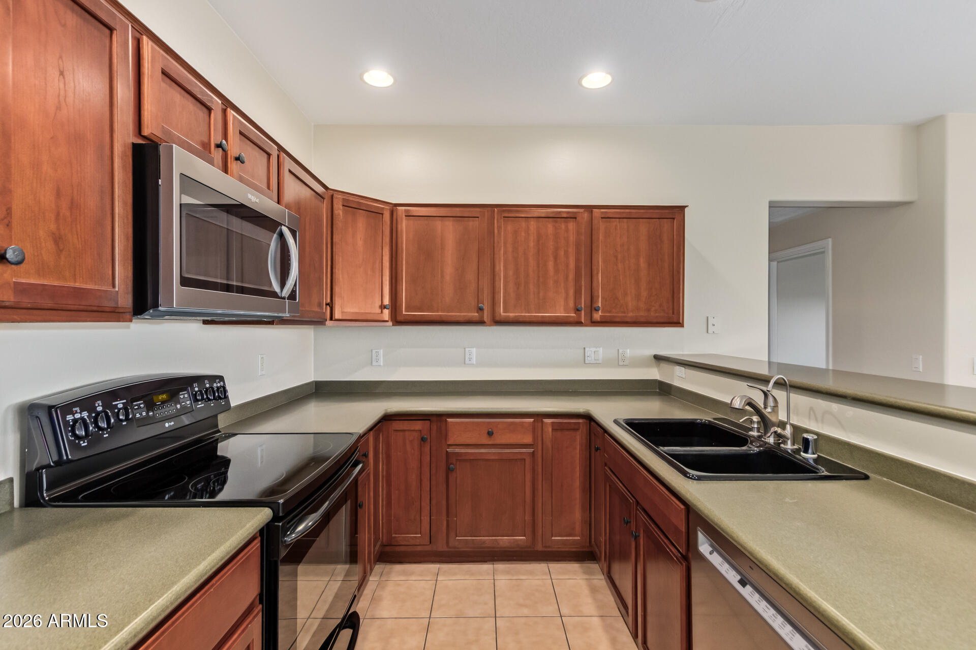 COLONY WASH VISTA CONDOMINIUMS - Residential