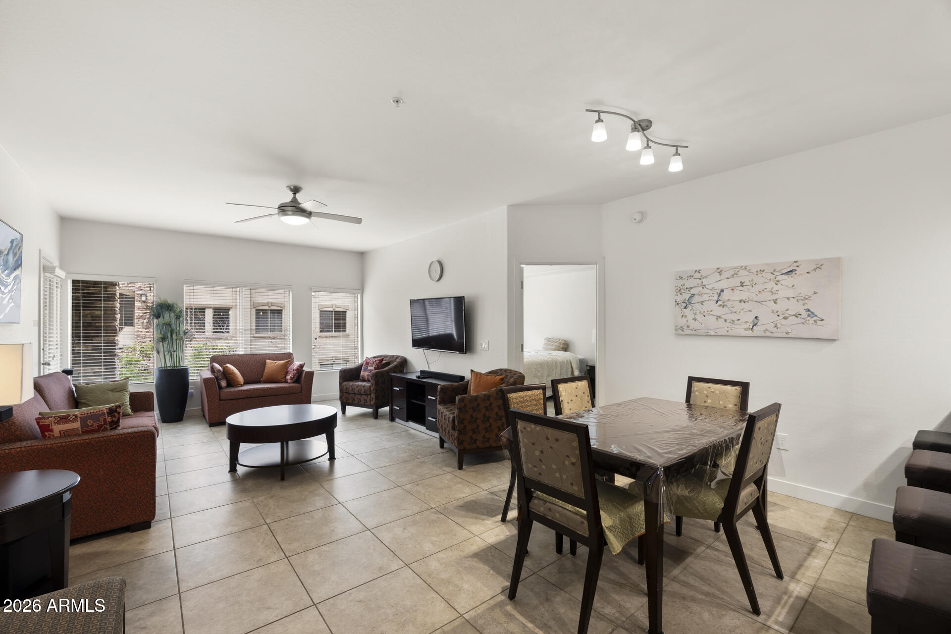 TOSCANA VACATION SUITES CONDOMINIUM - Residential