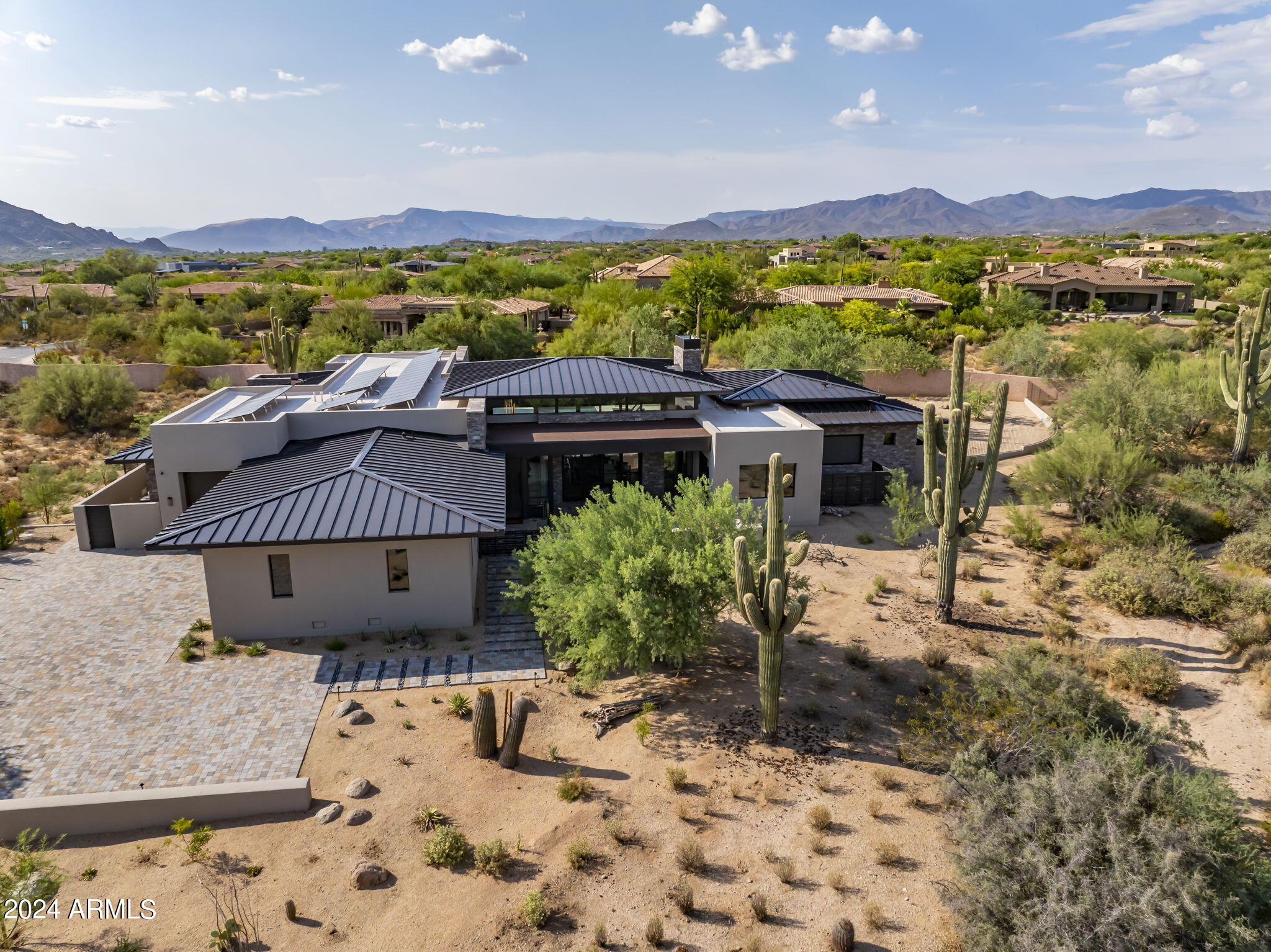 WHISPER ROCK ESTATES - Residential