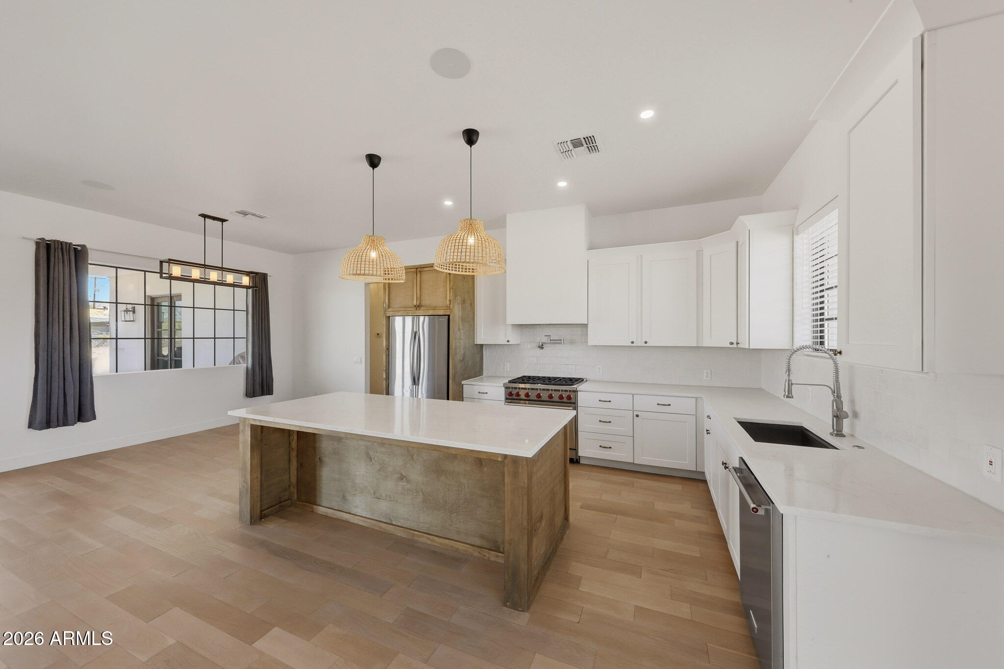 LAS LOMAS - Residential