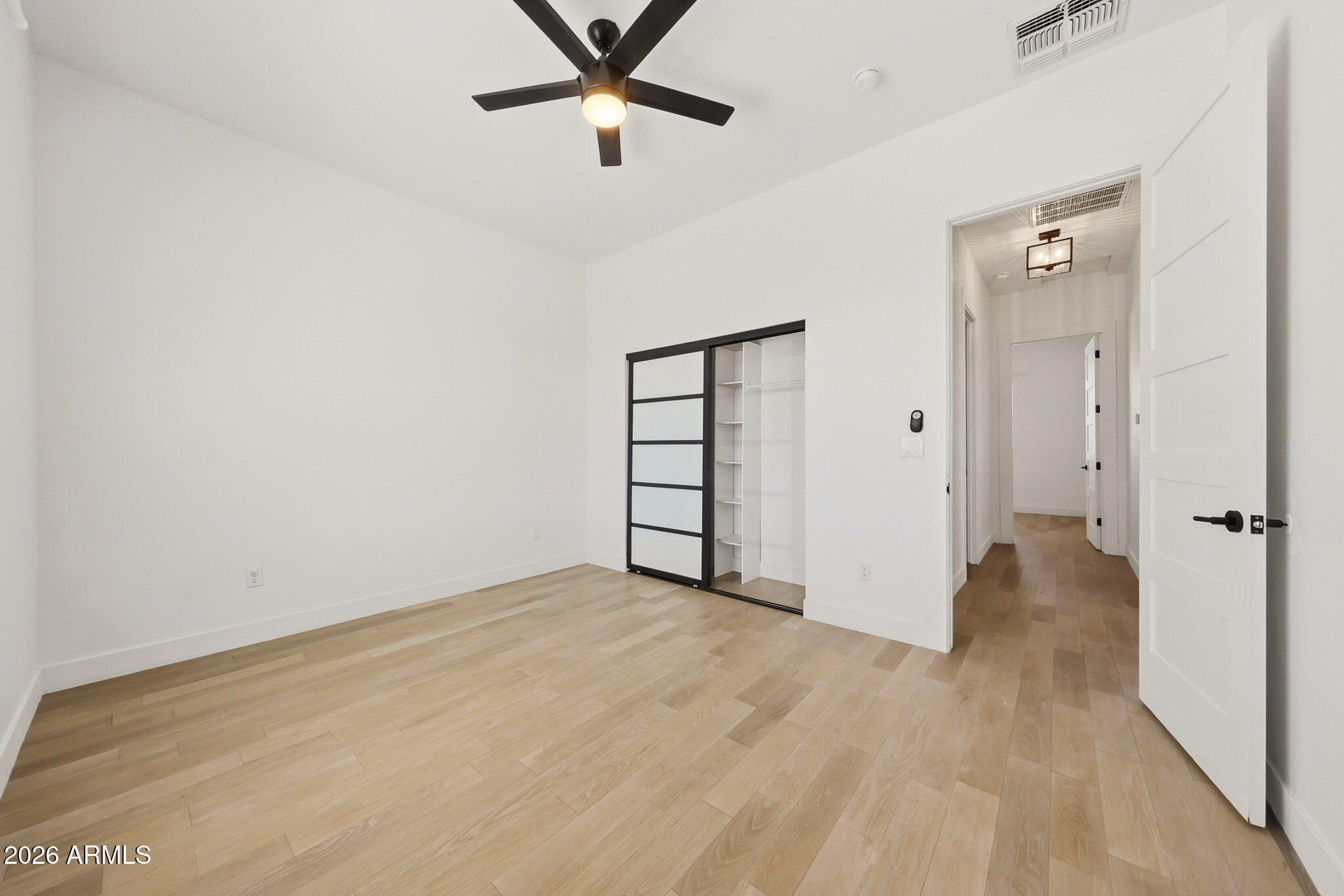 LAS LOMAS - Residential