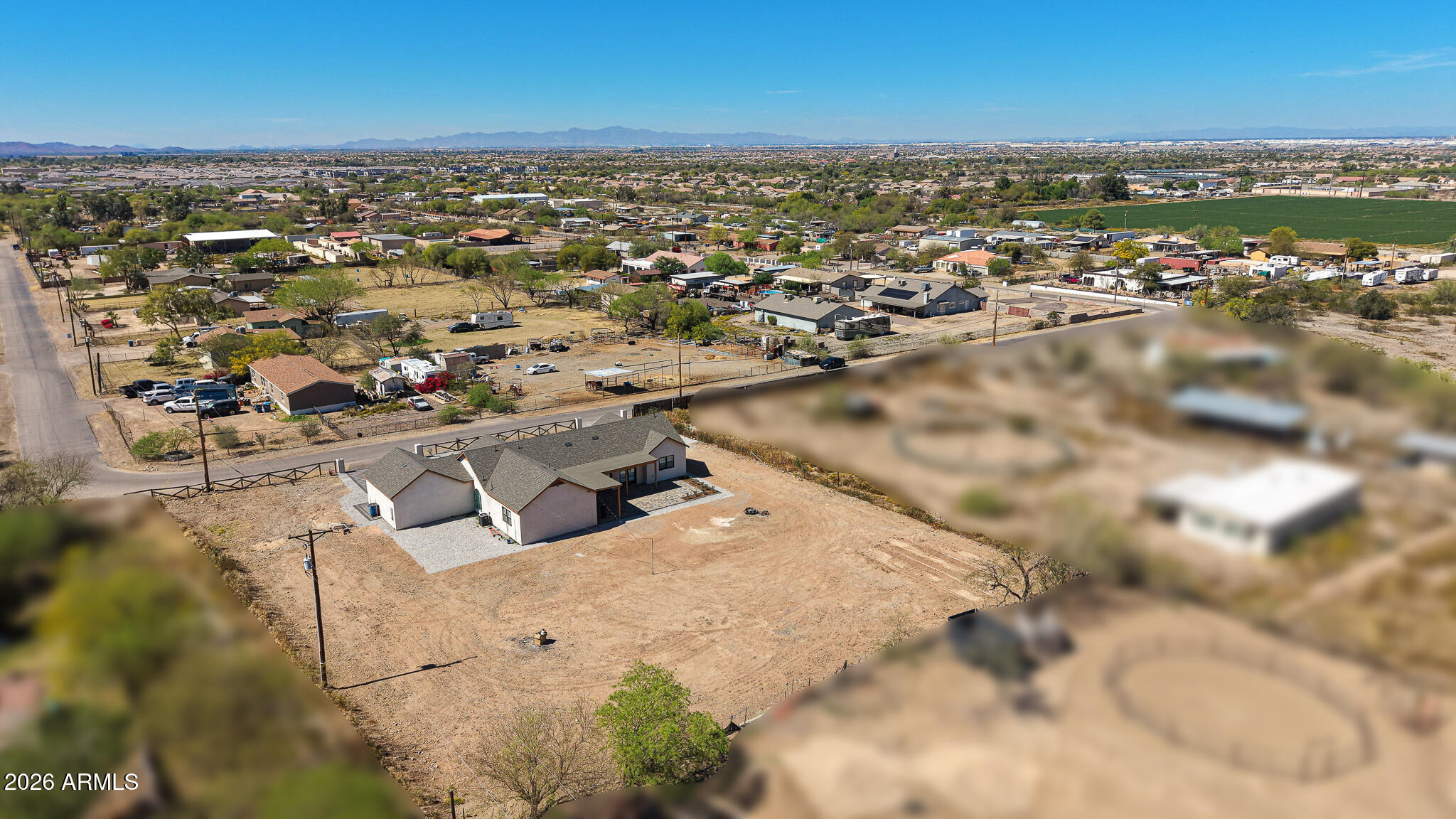 LAS LOMAS - Residential