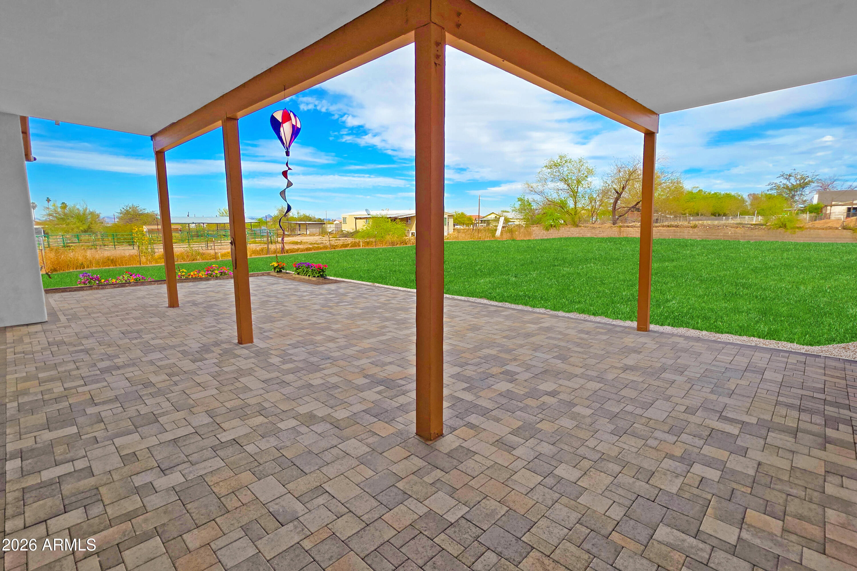 LAS LOMAS - Residential