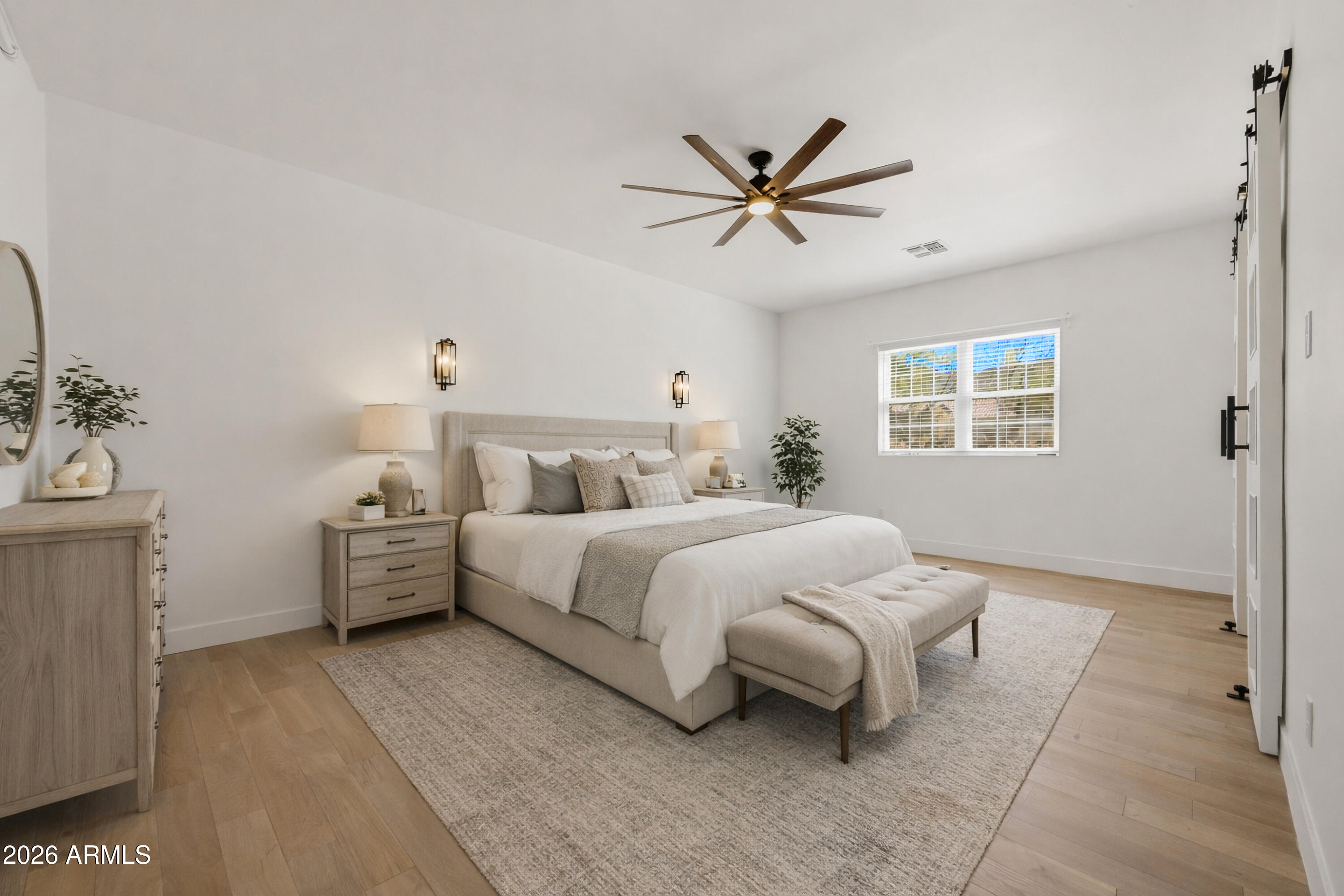 LAS LOMAS - Residential