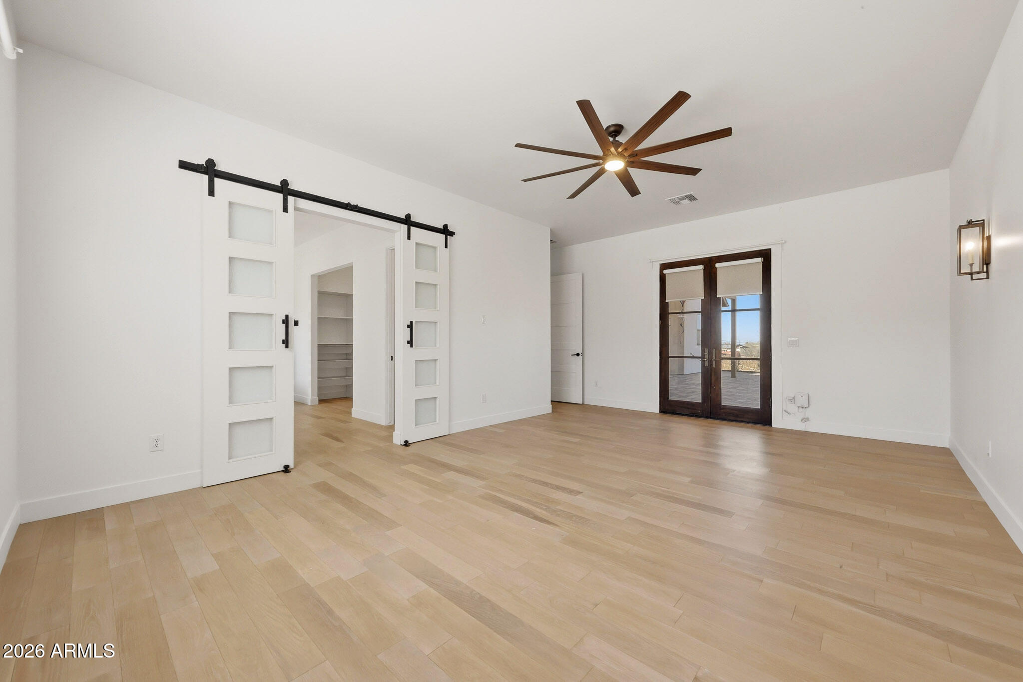 LAS LOMAS - Residential