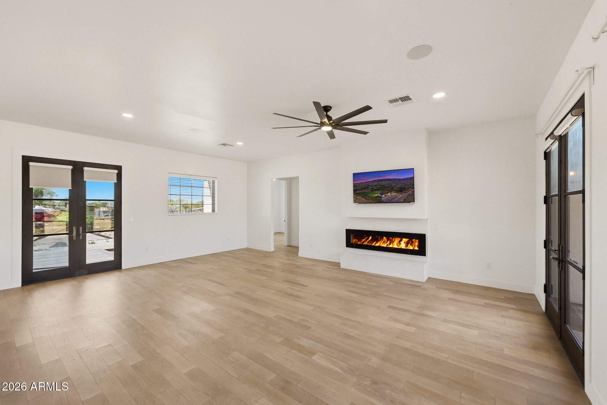 LAS LOMAS - Residential