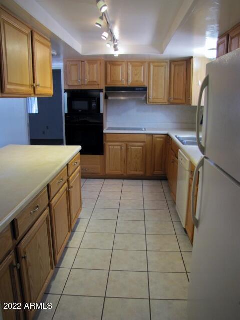 GARDEN CANYON HEIGHTS STRATCOM VILLAGE - Residential