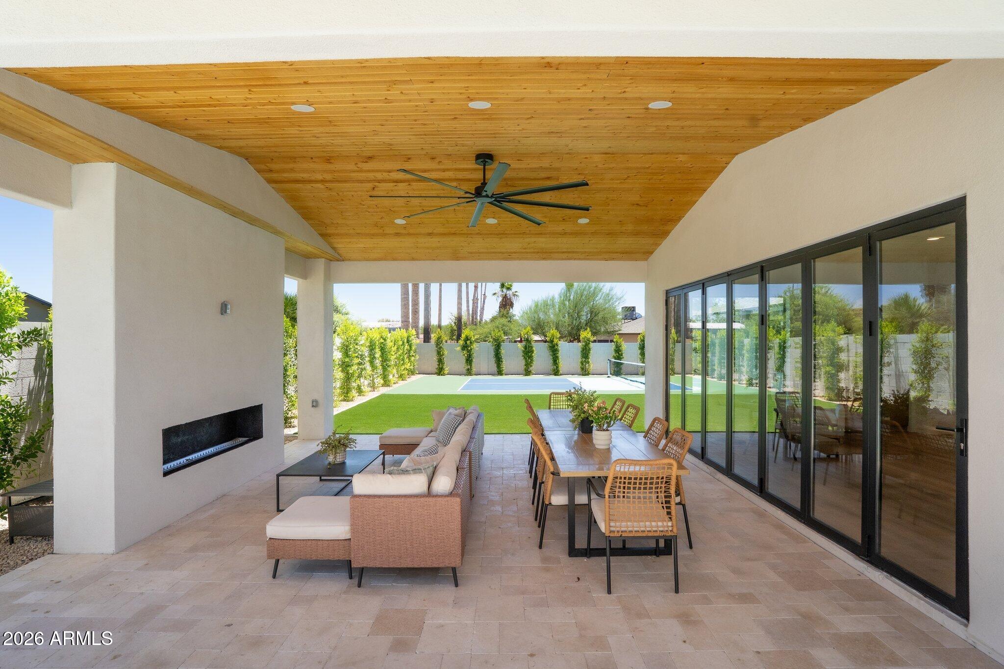LA PAZ AT DESERT SPRINGS UNIT 12 - Residential