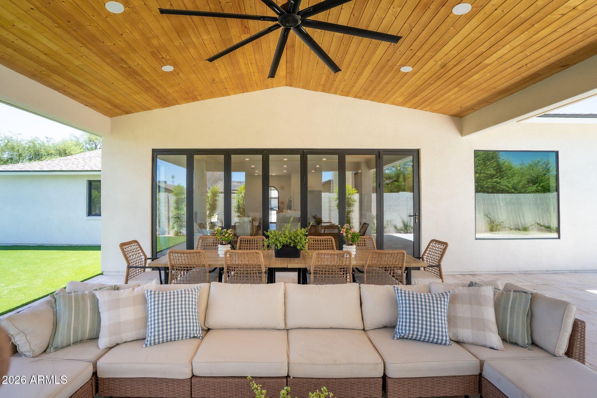 LA PAZ AT DESERT SPRINGS UNIT 12 - Residential