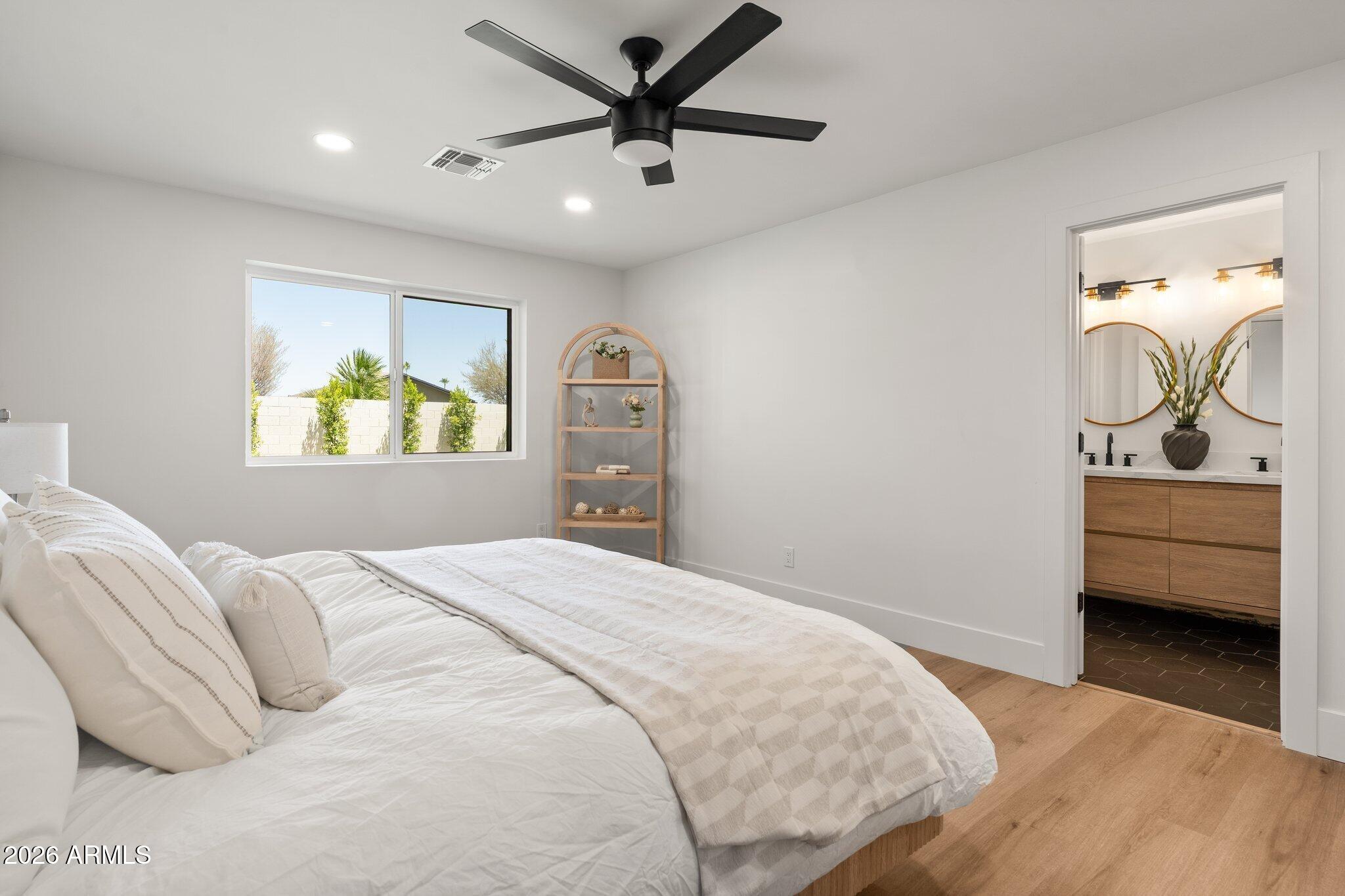 LA PAZ AT DESERT SPRINGS UNIT 12 - Residential