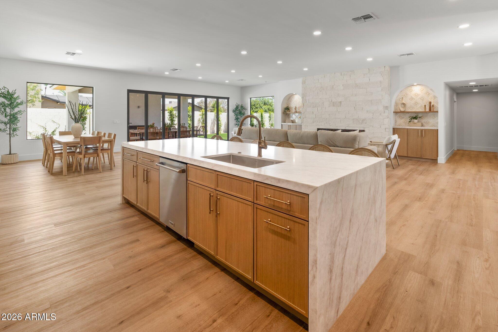 LA PAZ AT DESERT SPRINGS UNIT 12 - Residential