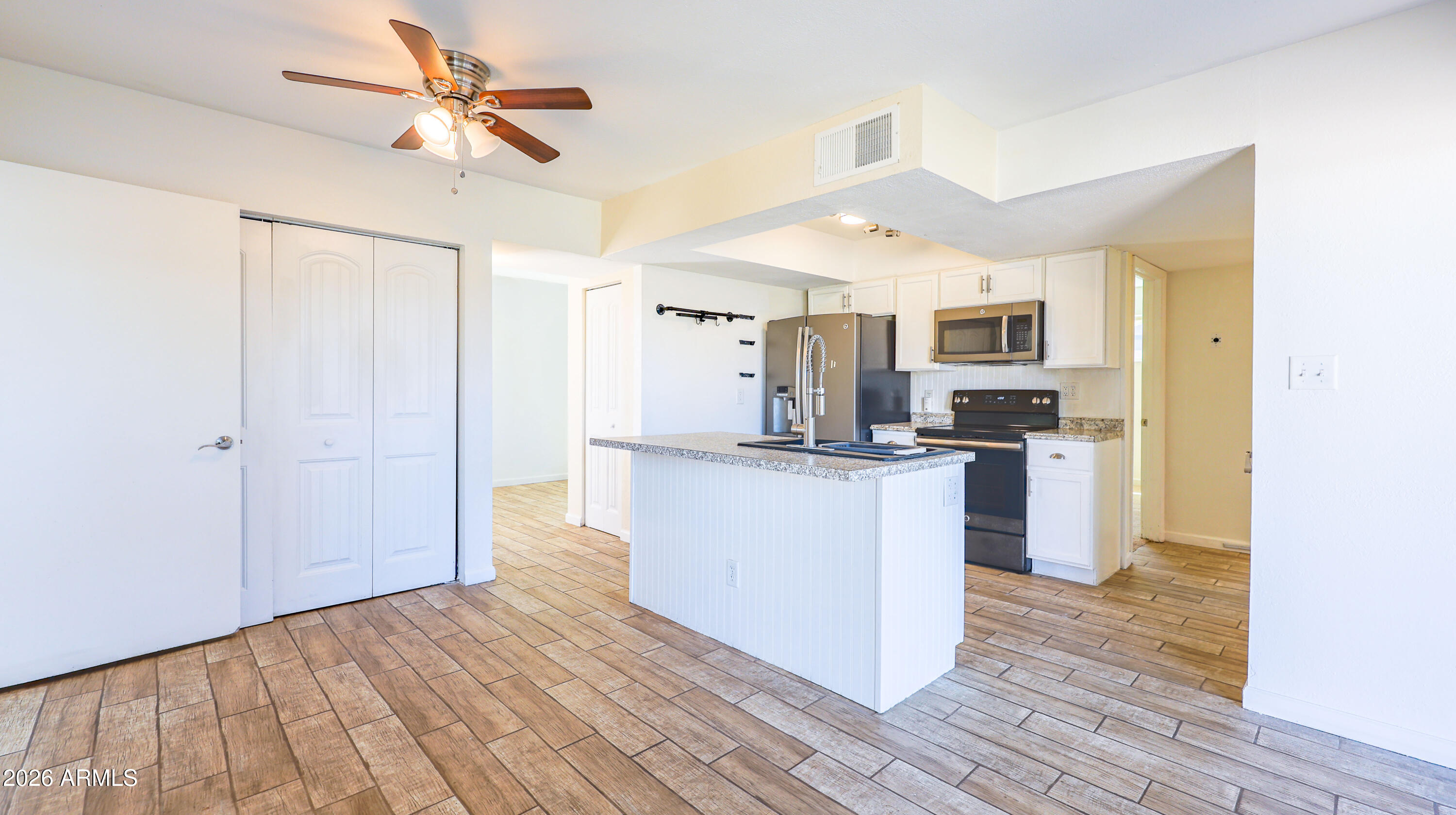 VERDE MEADOWS - Residential