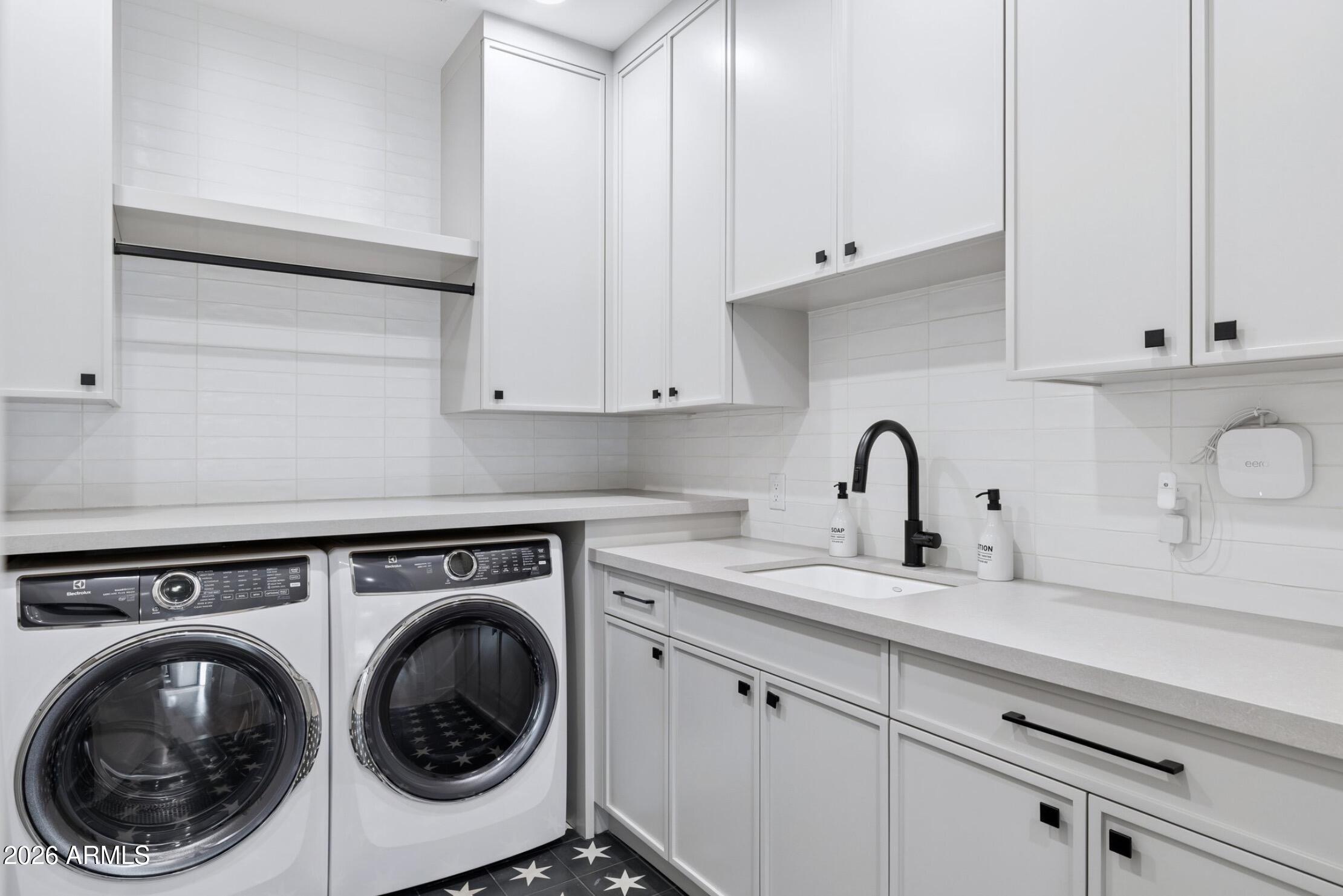 WHITWOOD UNIT 2 LOTS 38 39 LOT LINE ADJUSTMENT - Residential