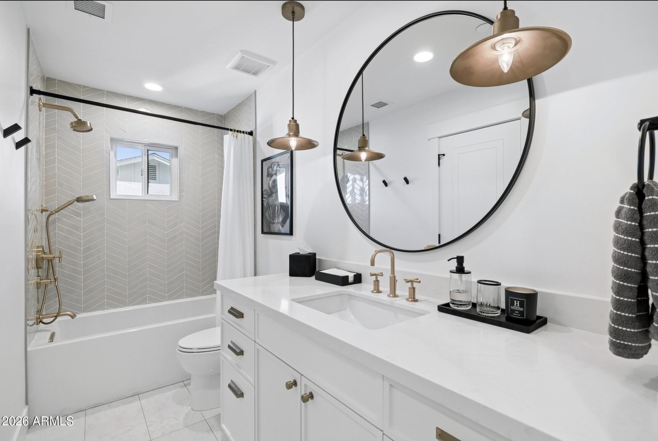 WHITWOOD UNIT 2 LOTS 38 39 LOT LINE ADJUSTMENT - Residential